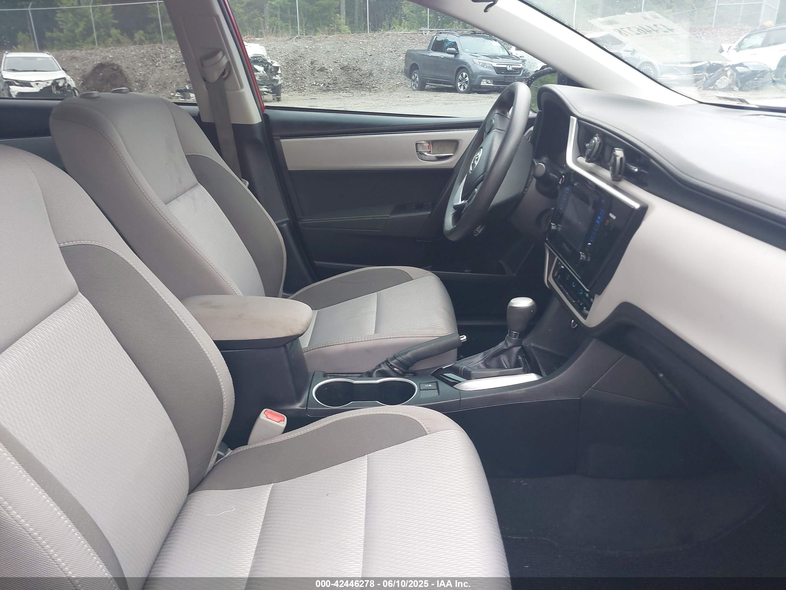 TOYOTA COROLLA image 5
