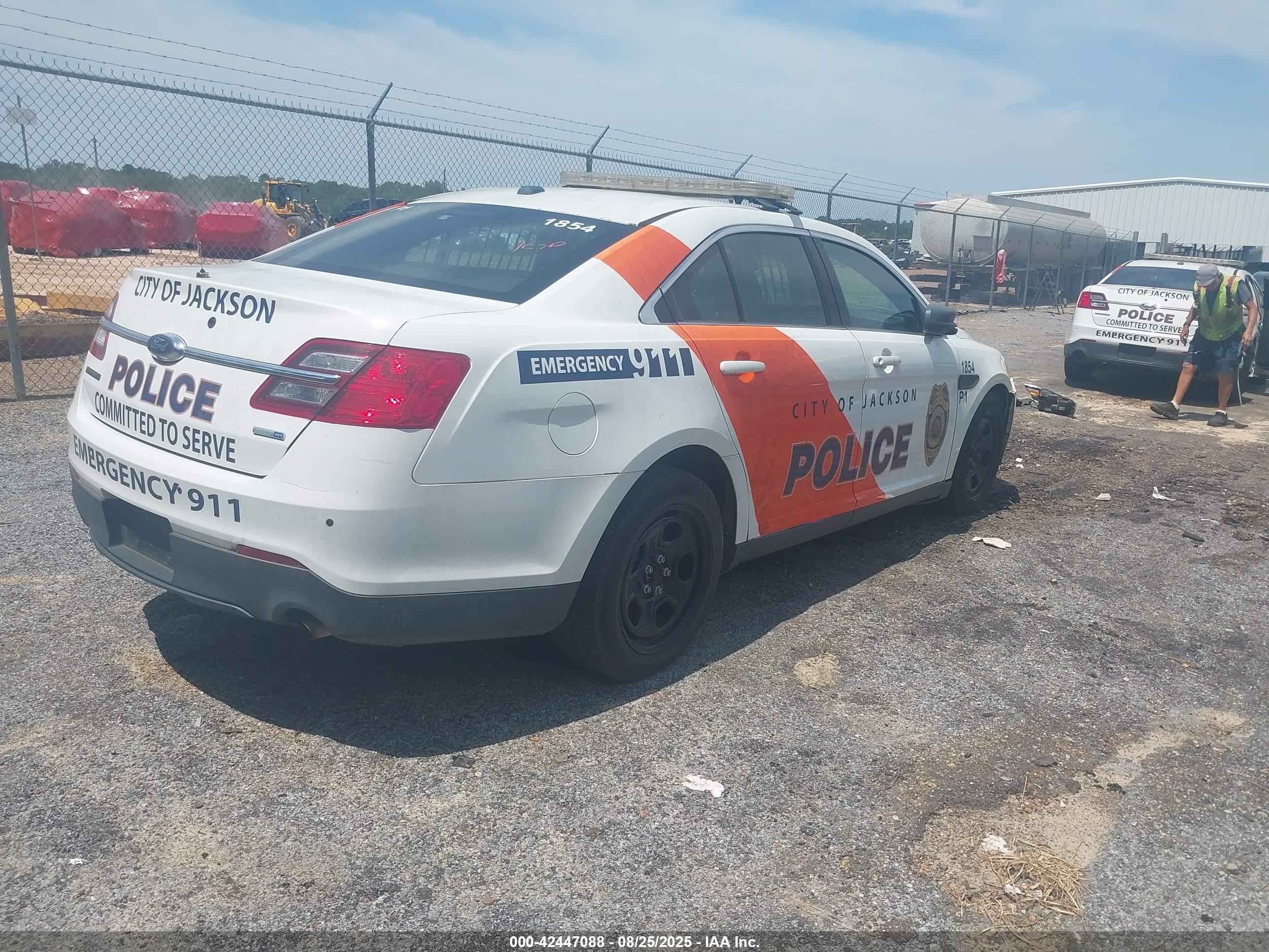 FORD POLICE image 4