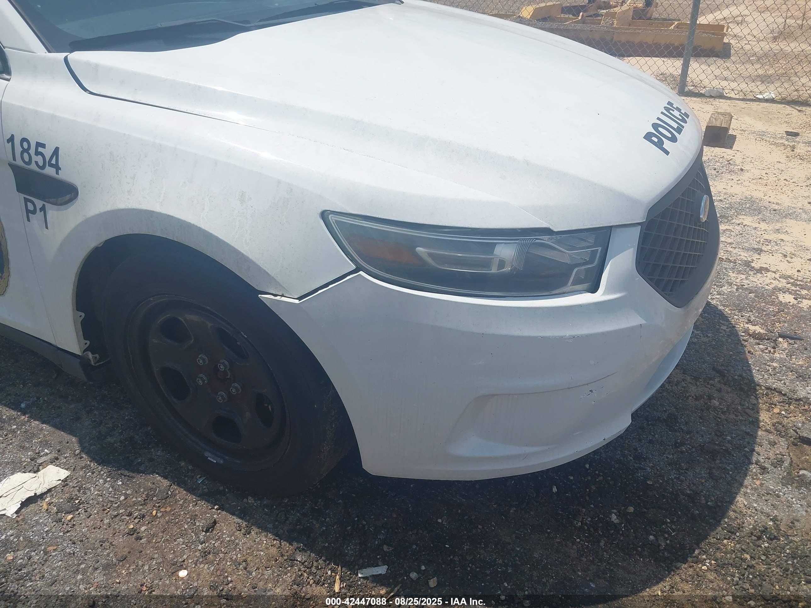 FORD POLICE image 6