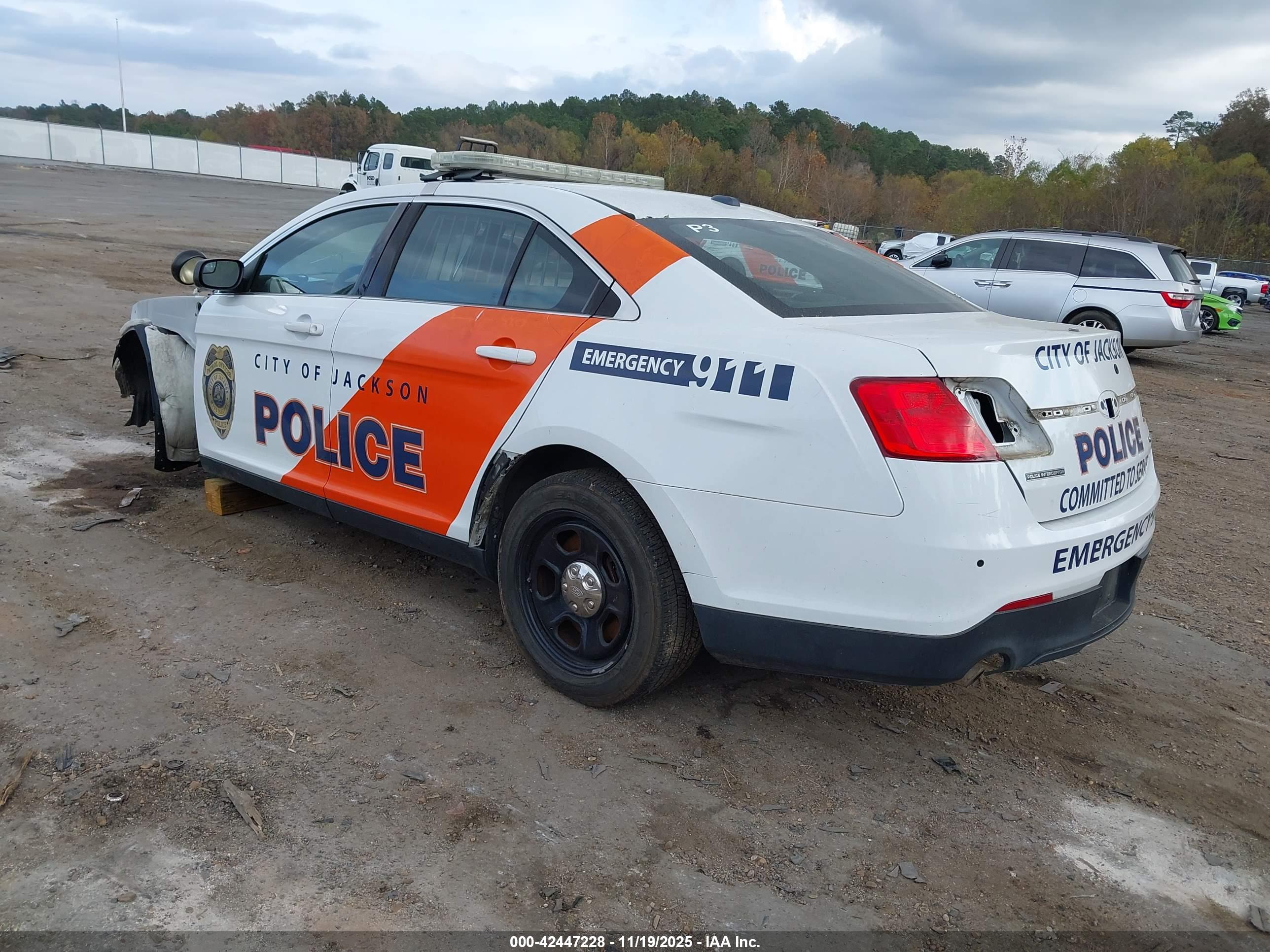 FORD POLICE image 3