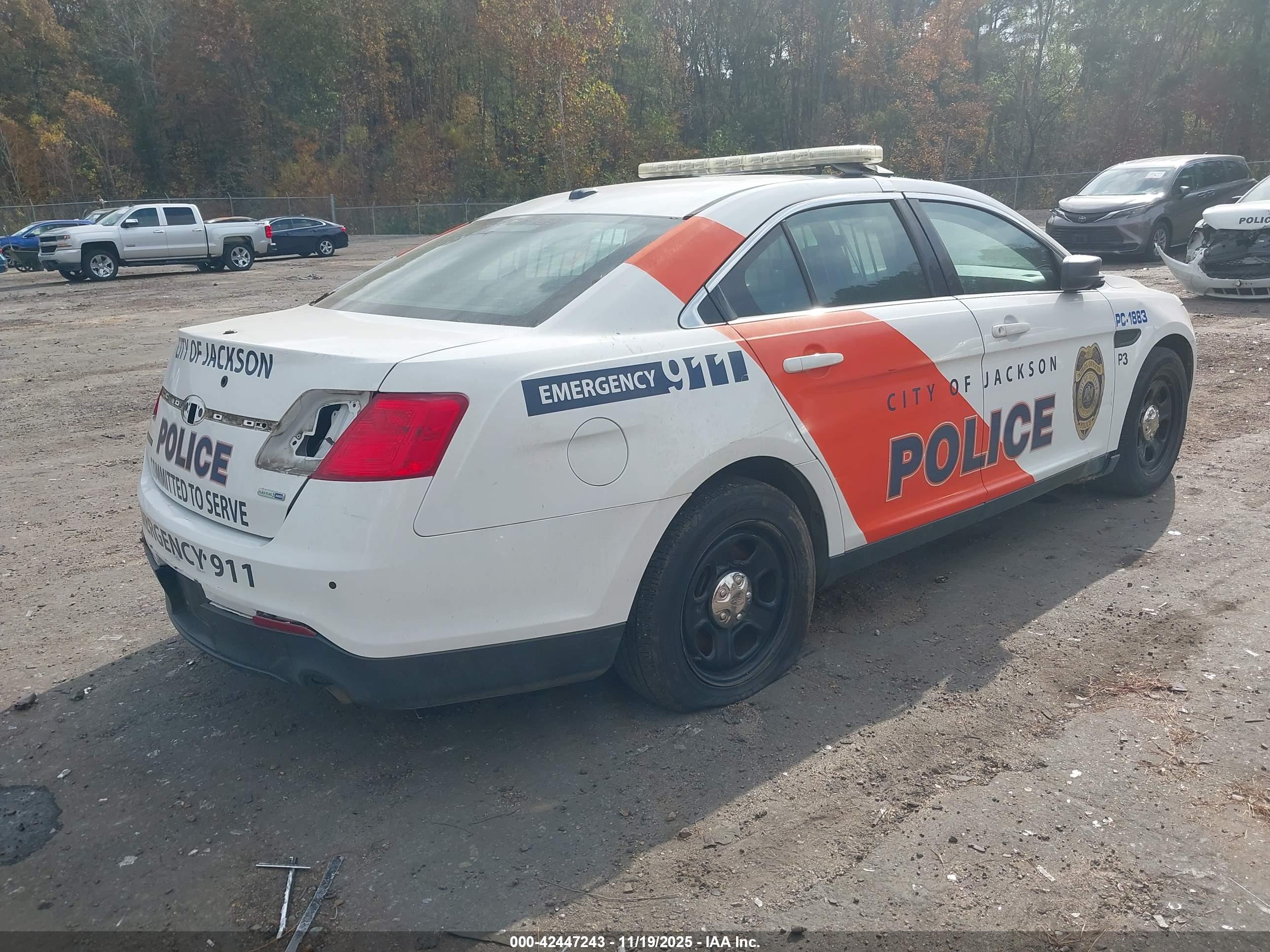 FORD POLICE image 4
