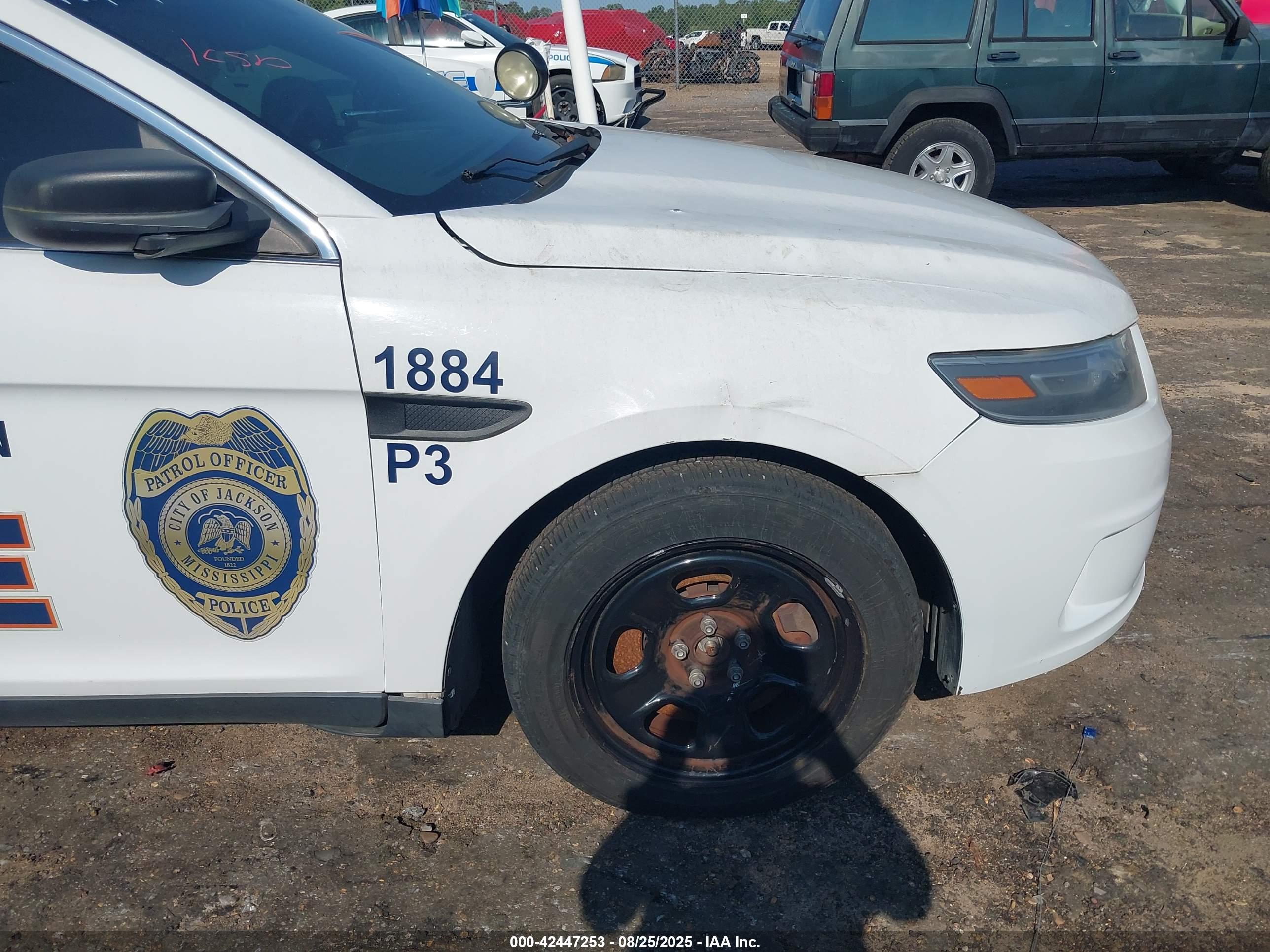 FORD POLICE image 6