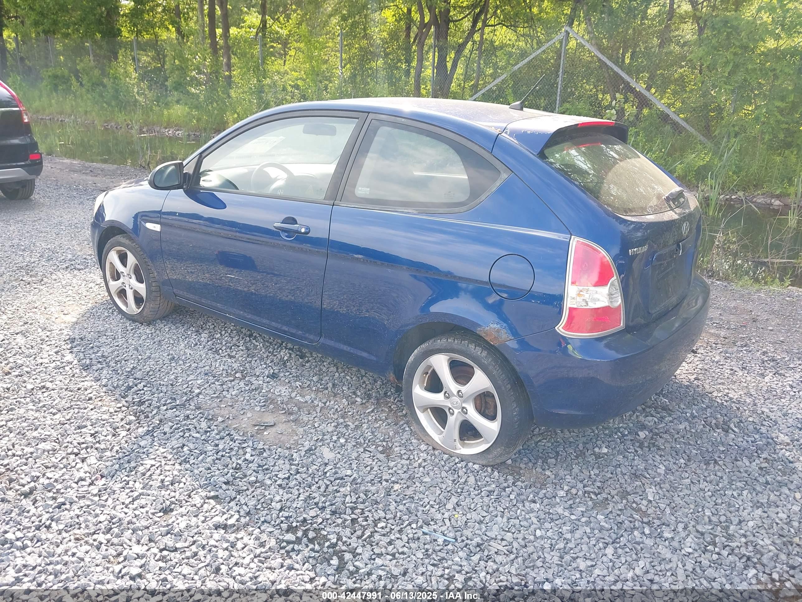 HYUNDAI ACCENT image 3