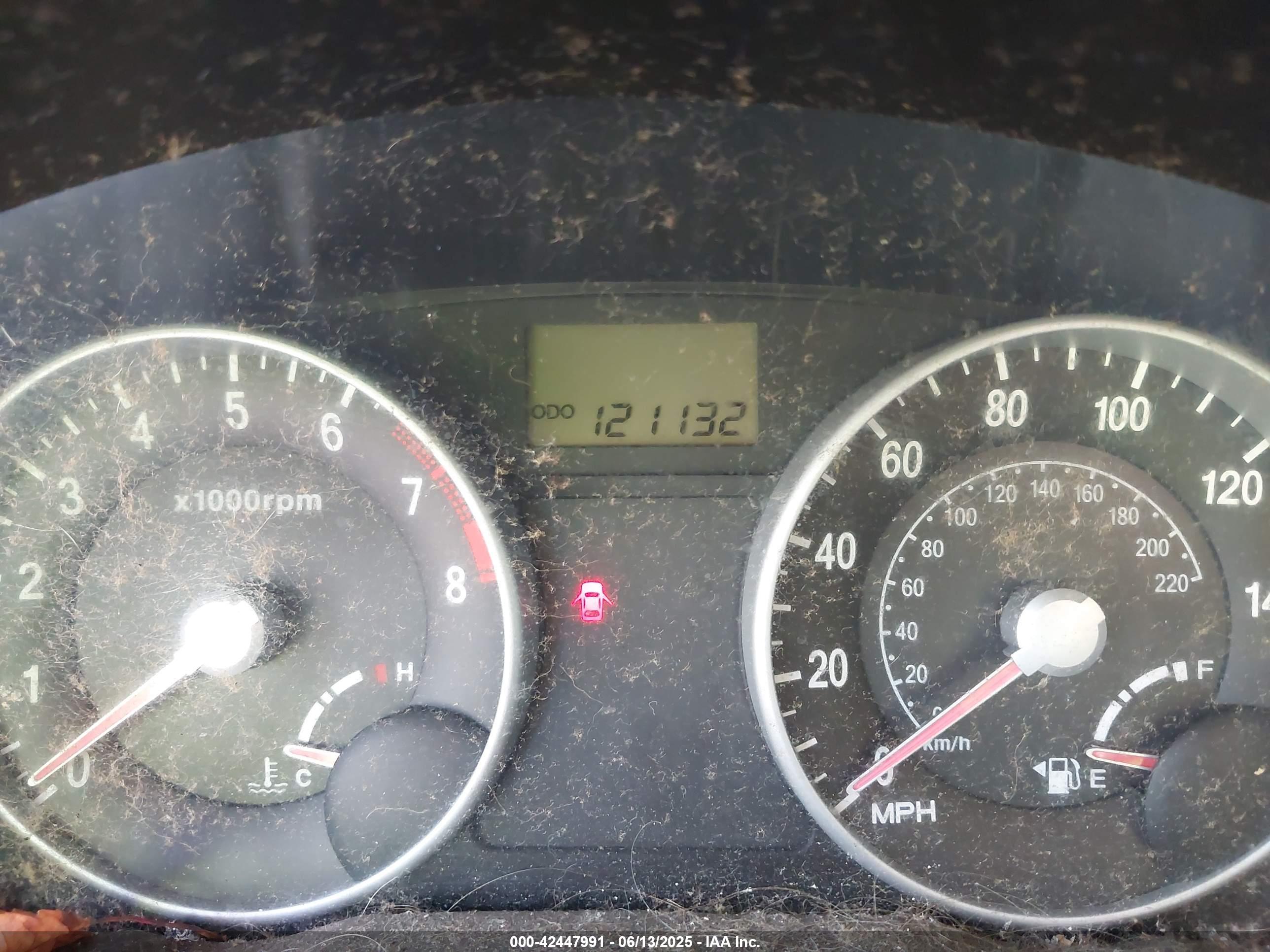HYUNDAI ACCENT image 7