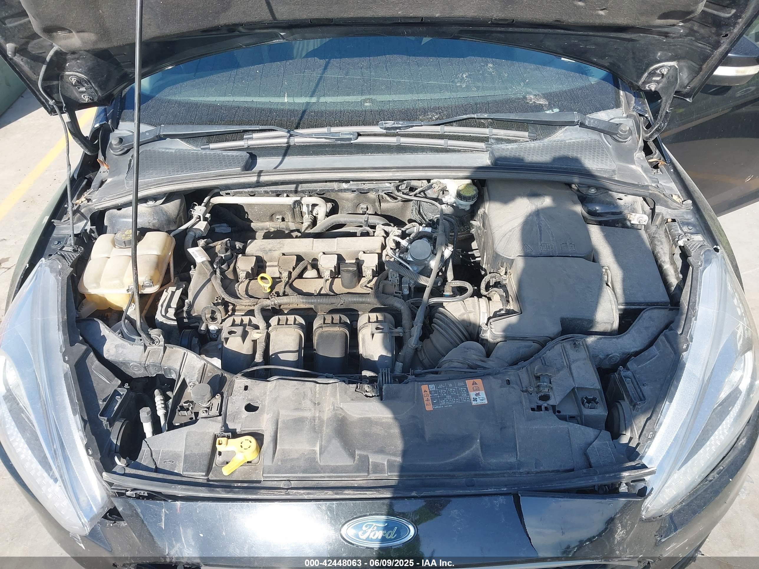 FORD FOCUS image 10
