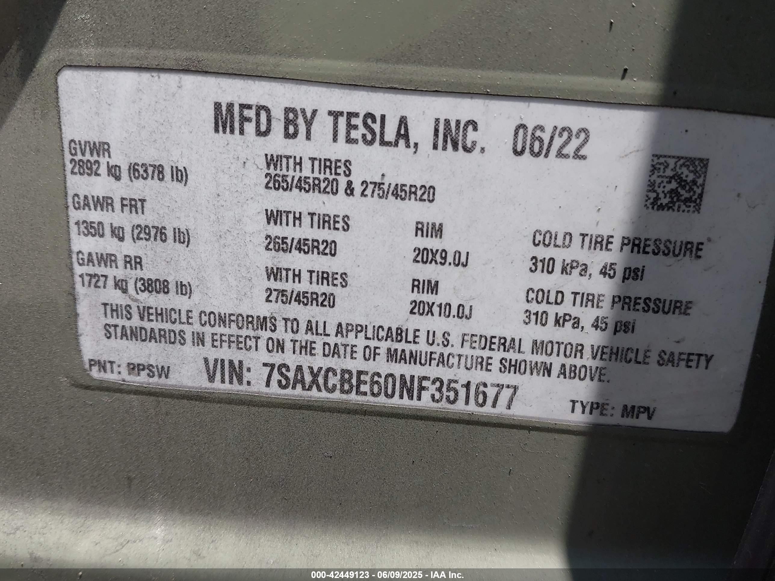 TESLA MODEL image 9