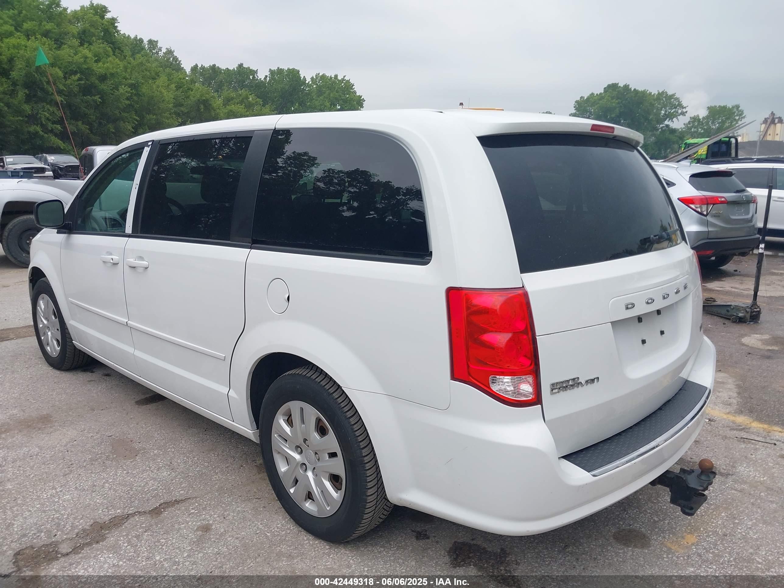 DODGE GRAND image 3