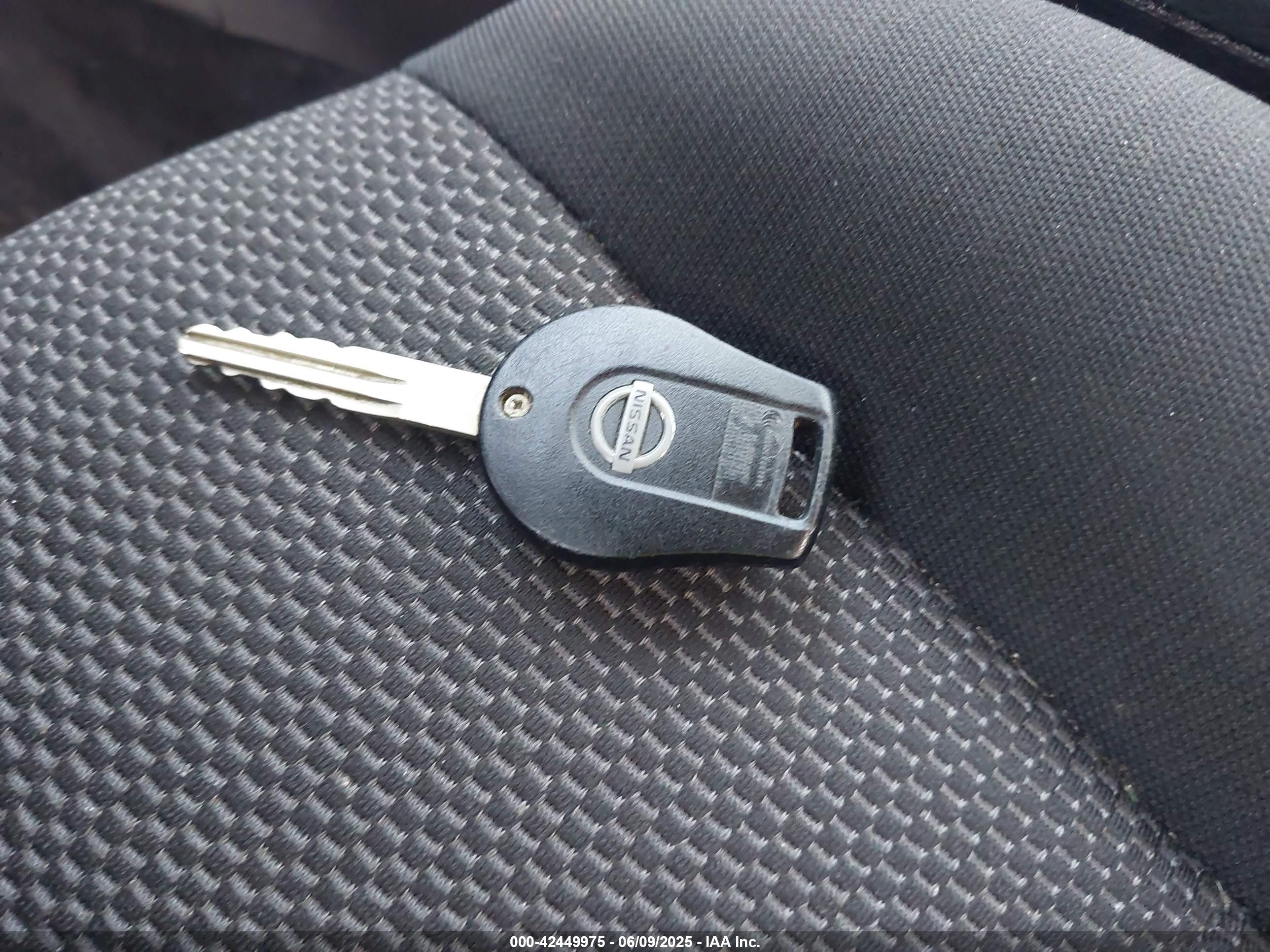 NISSAN SENTRA image 11