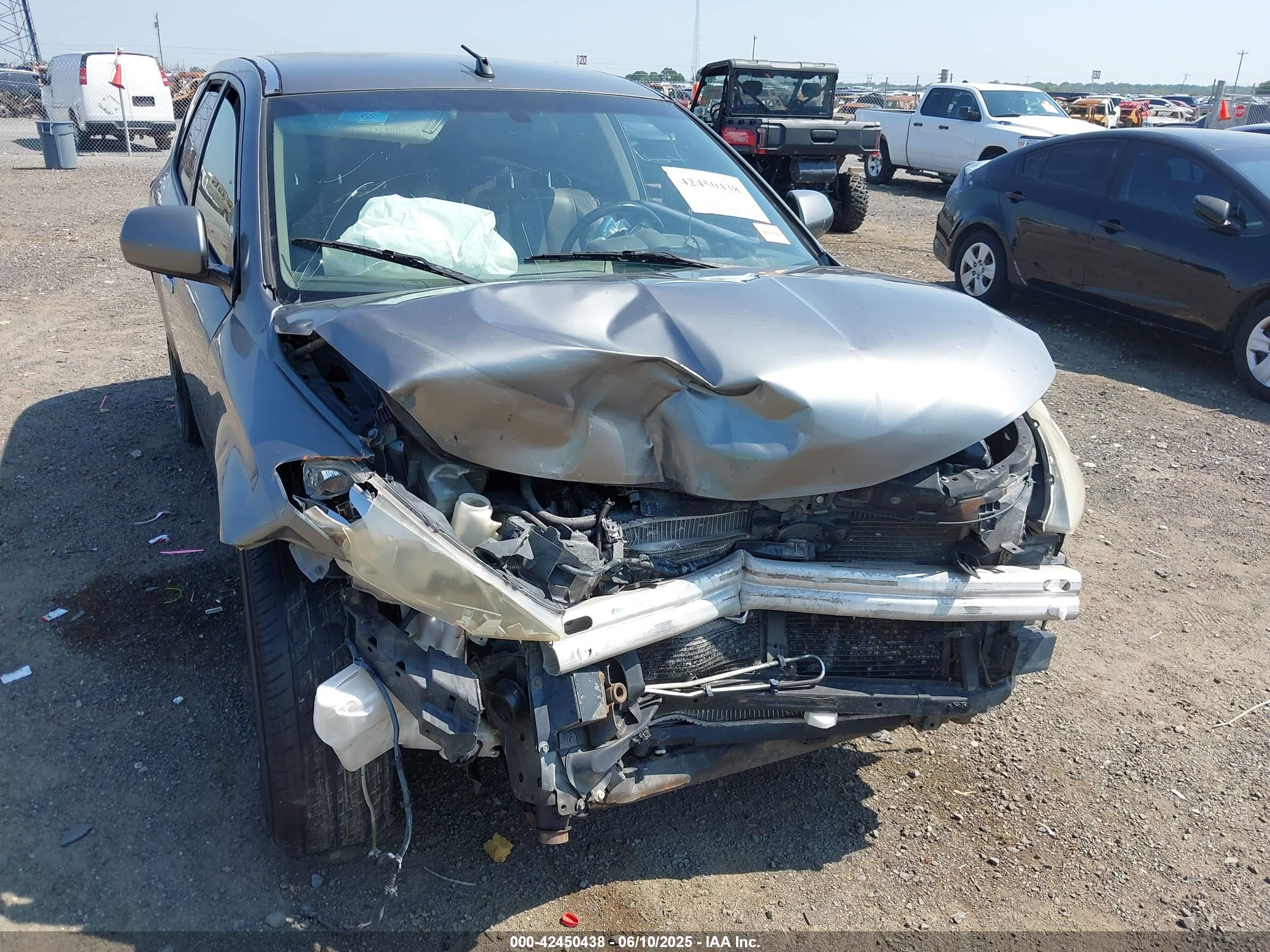 NISSAN MURANO image 6