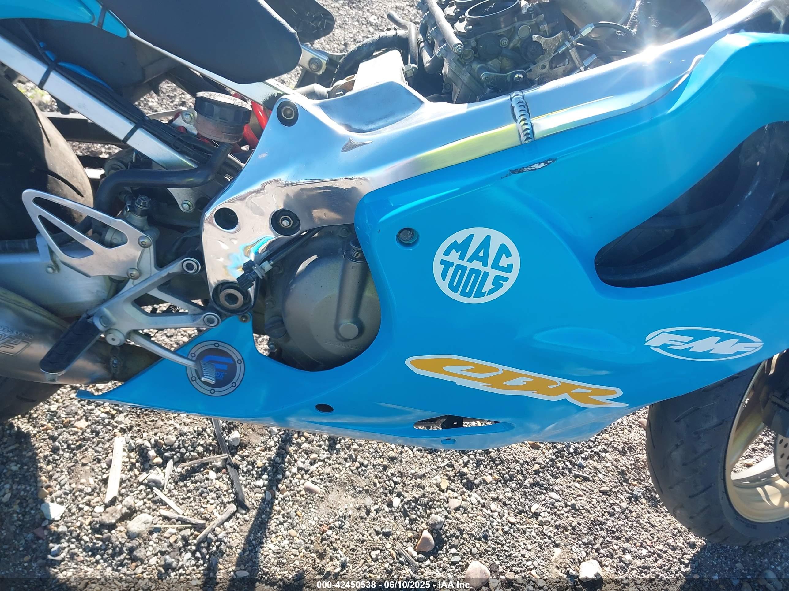 HONDA CBR600 image 8