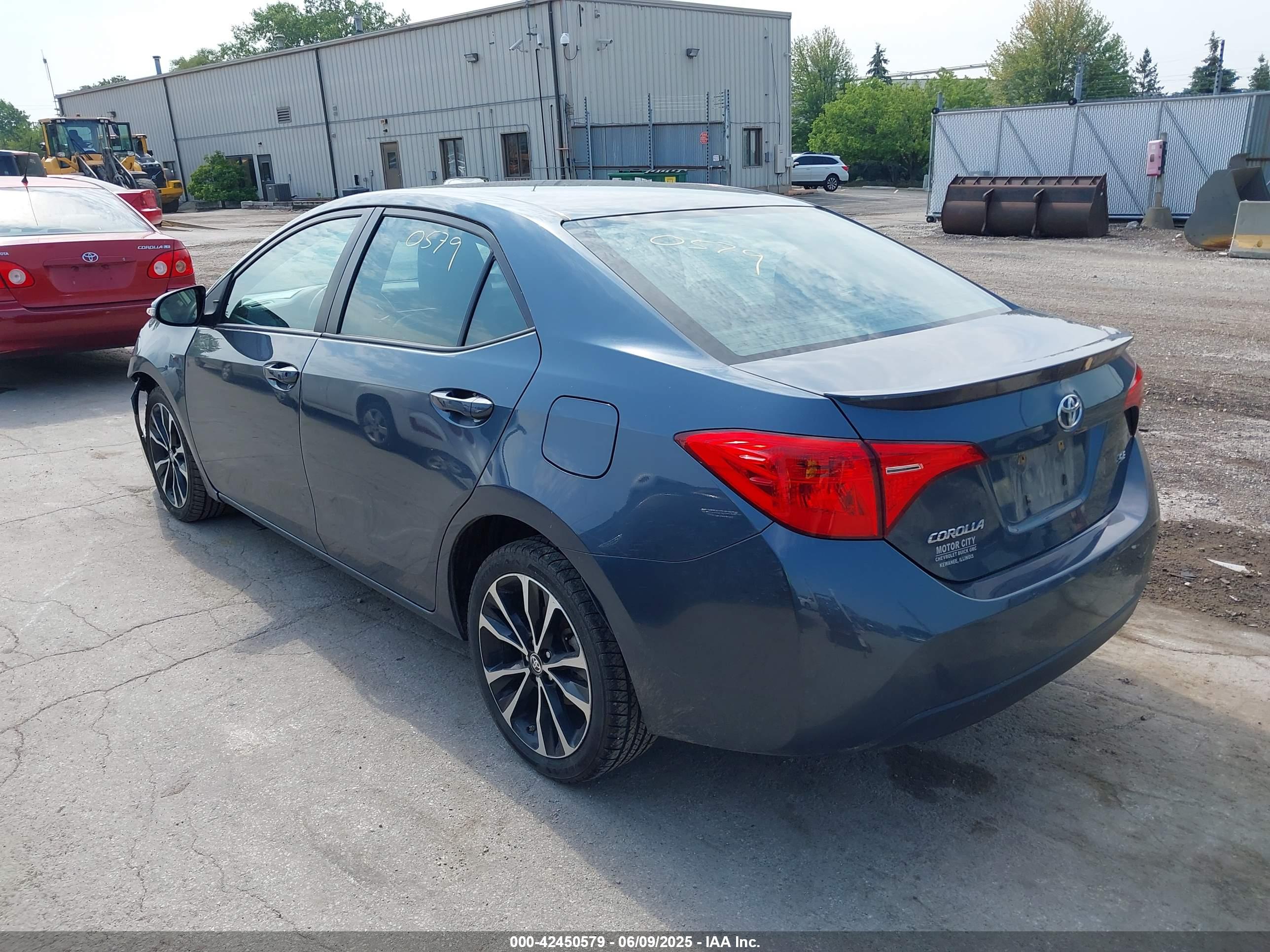 TOYOTA COROLLA image 3