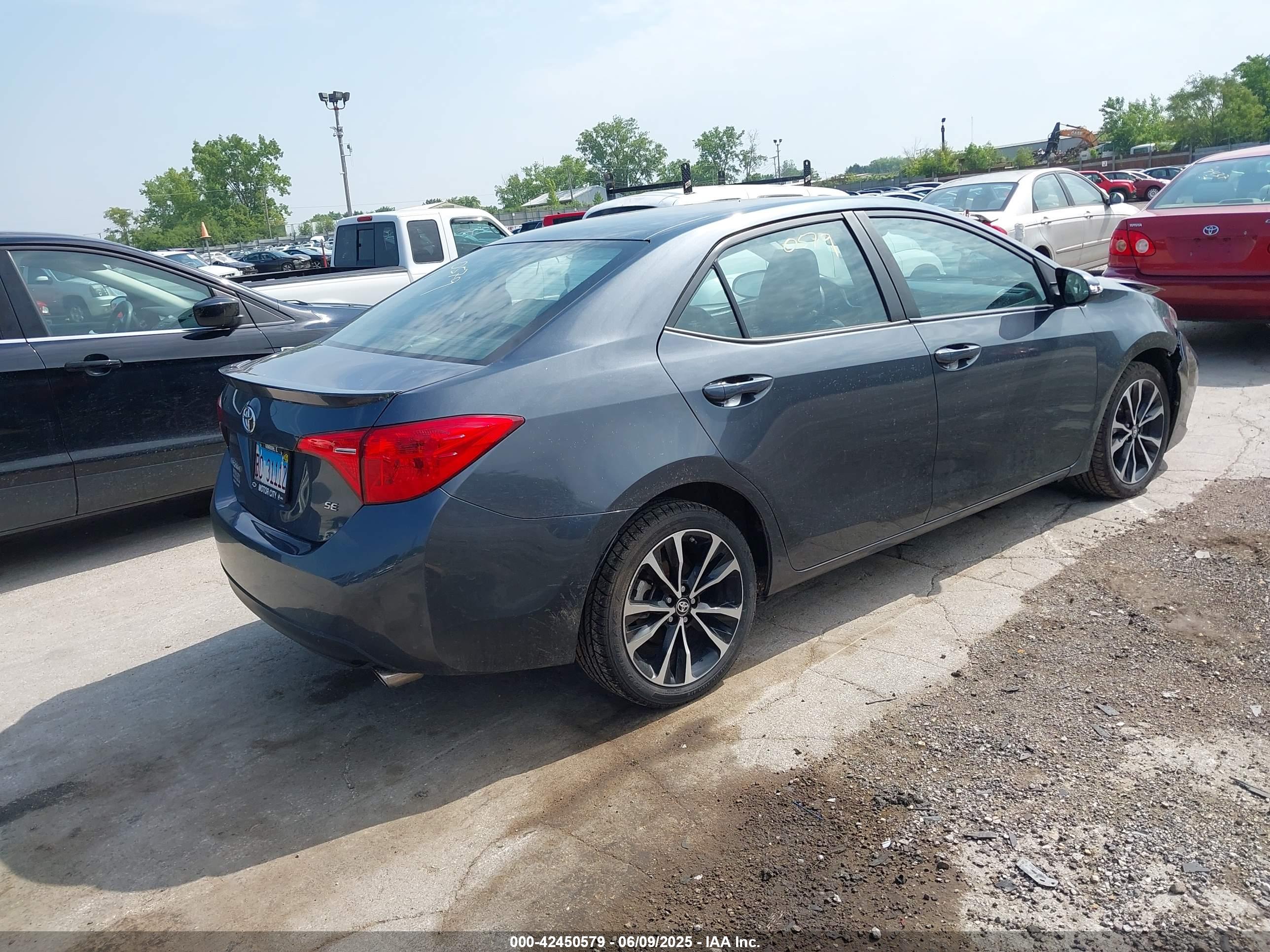 TOYOTA COROLLA image 4