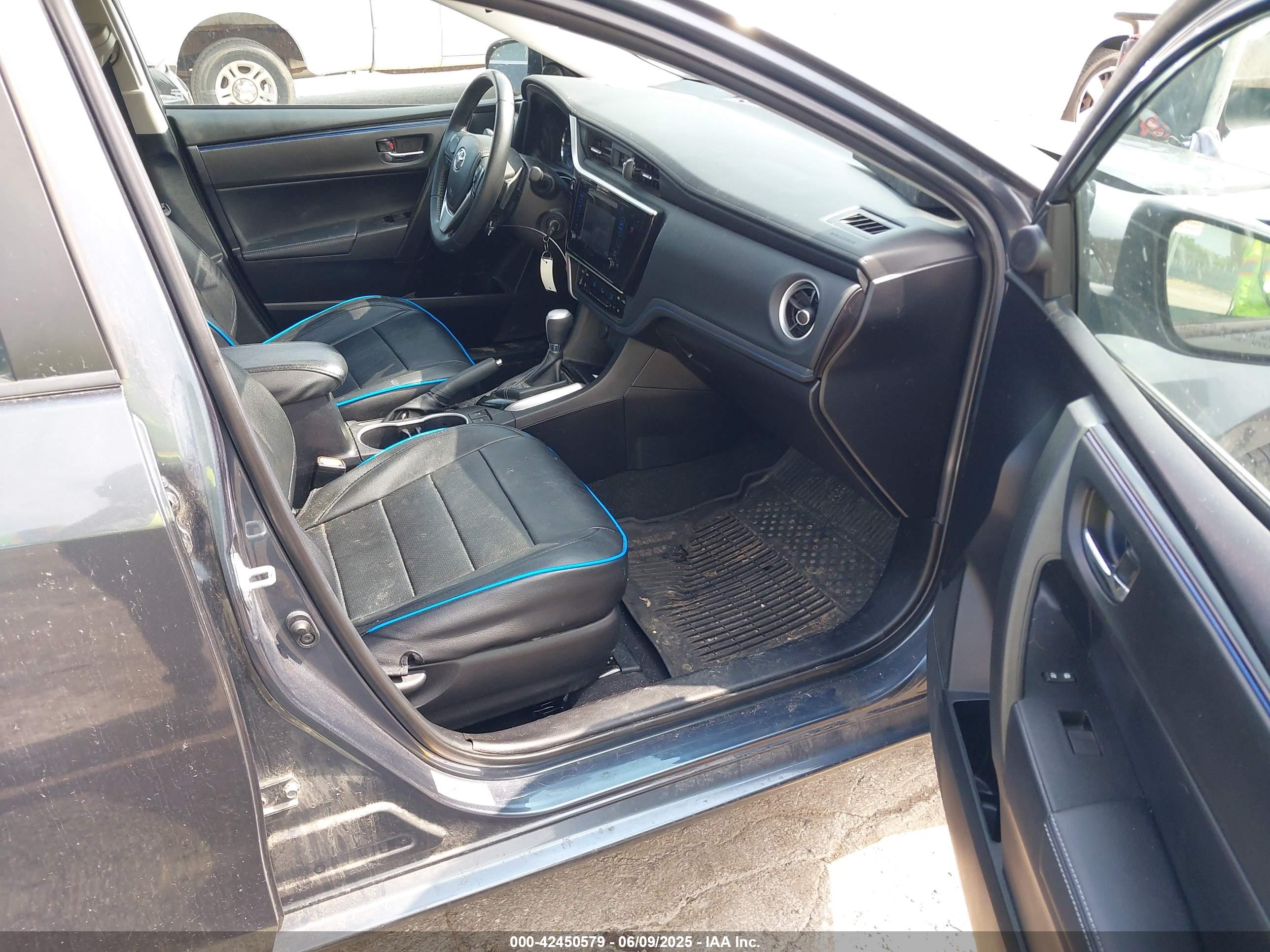 TOYOTA COROLLA image 5
