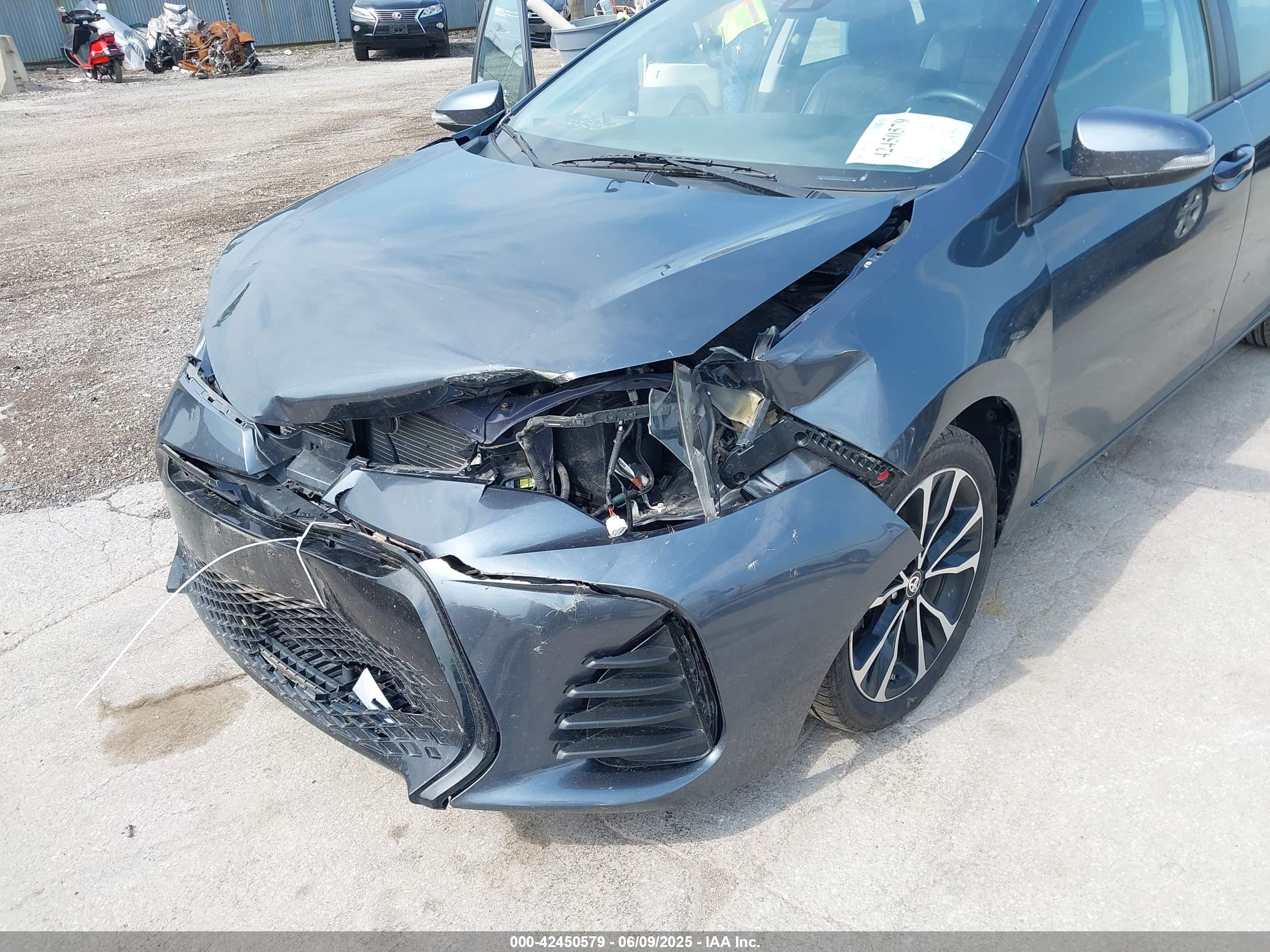 TOYOTA COROLLA image 6