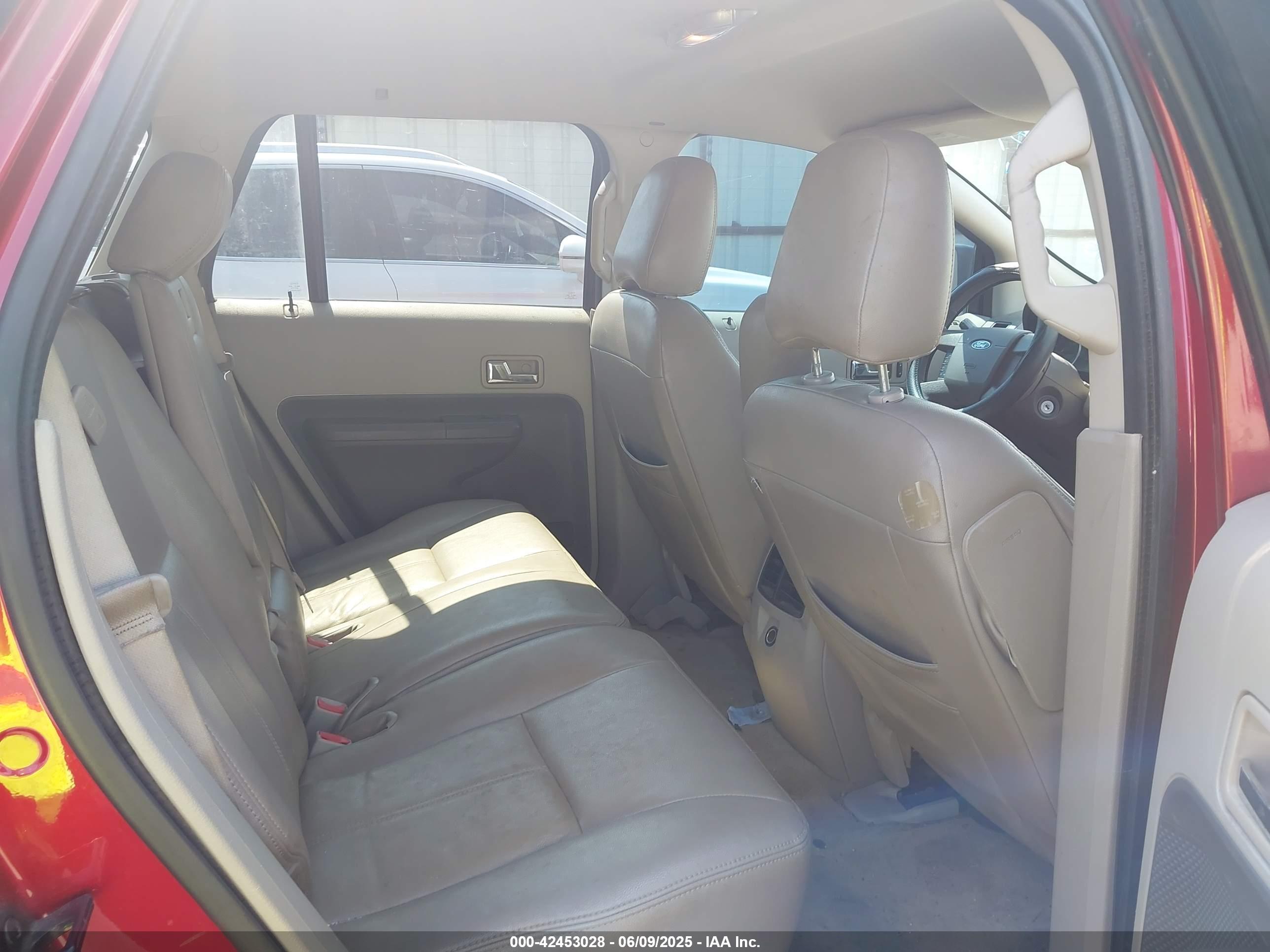 FORD EDGE image 8