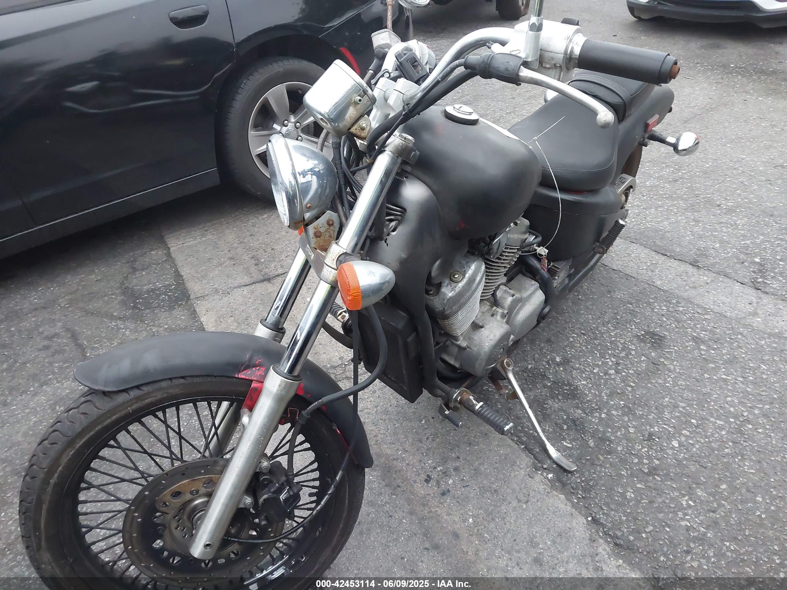 HONDA VT600 image 2