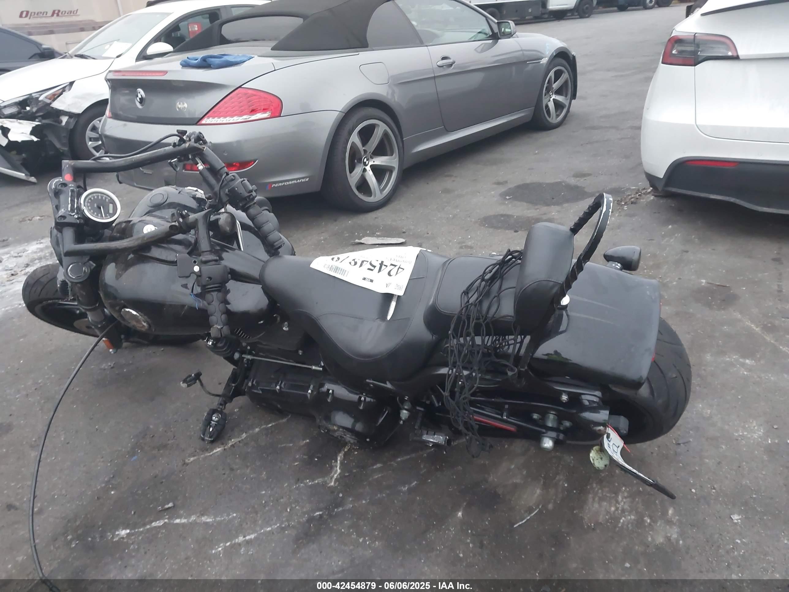 HARLEY-DAVIDSON FXSB image 3