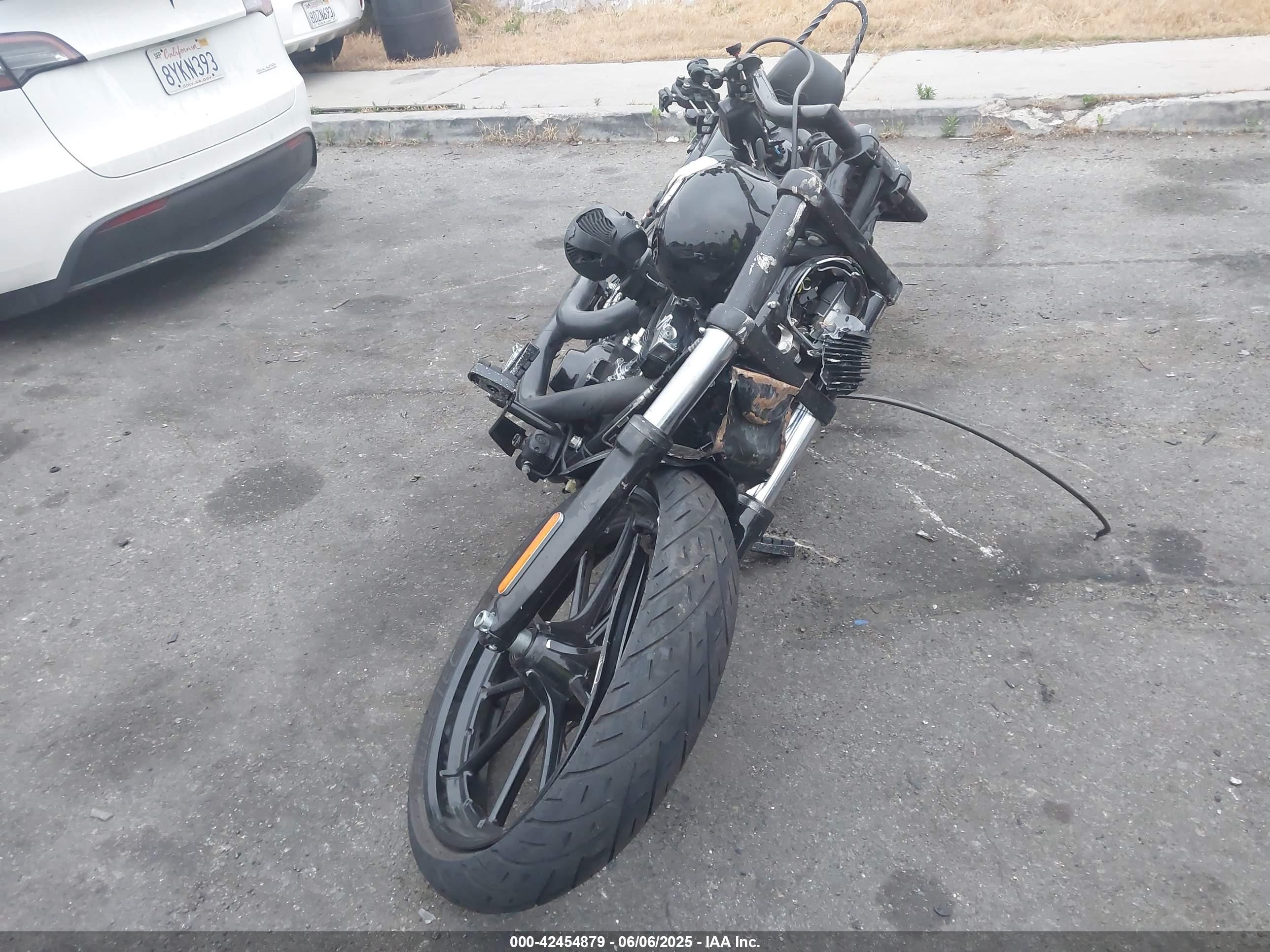 HARLEY-DAVIDSON FXSB image 5