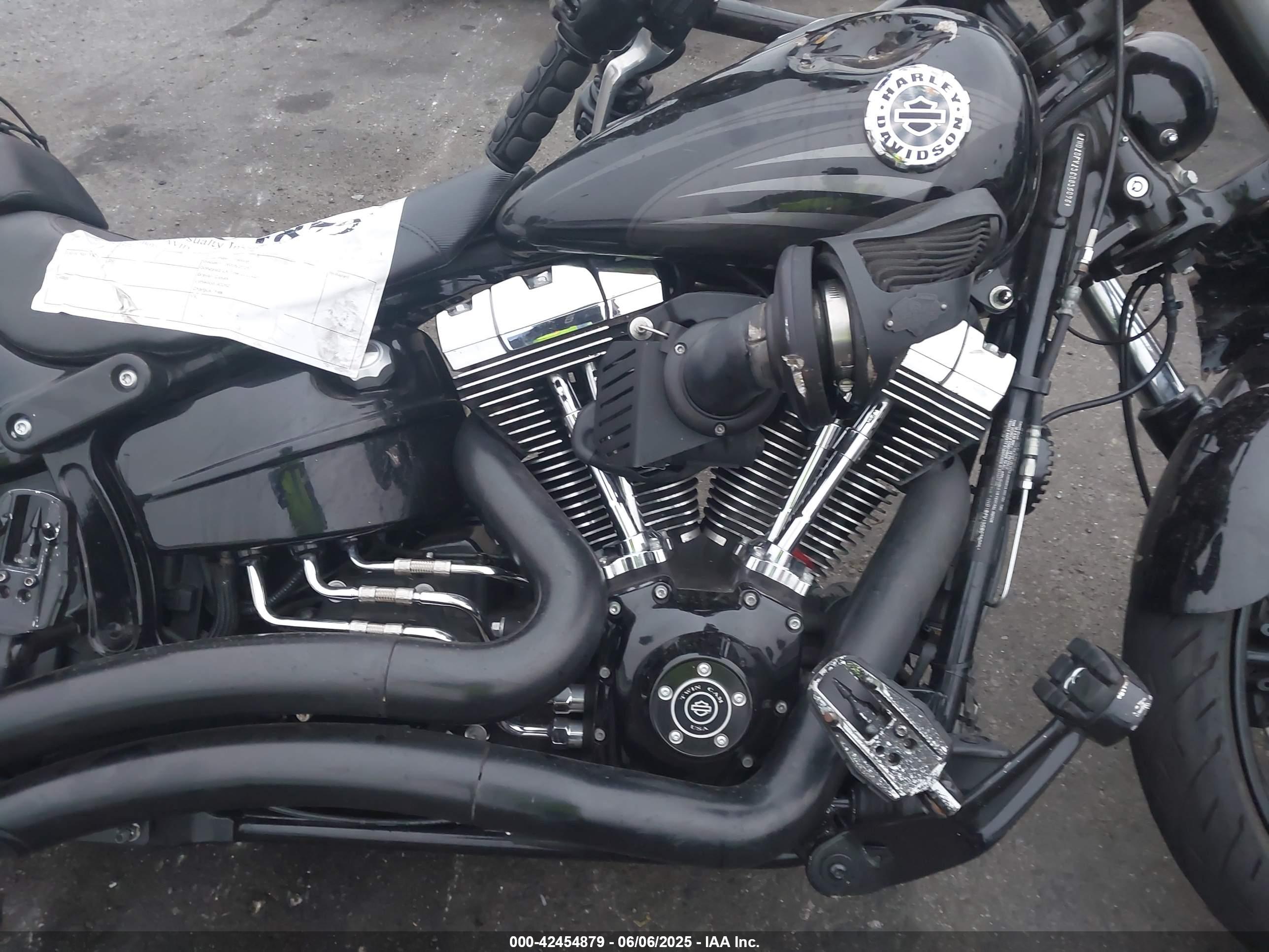 HARLEY-DAVIDSON FXSB image 8