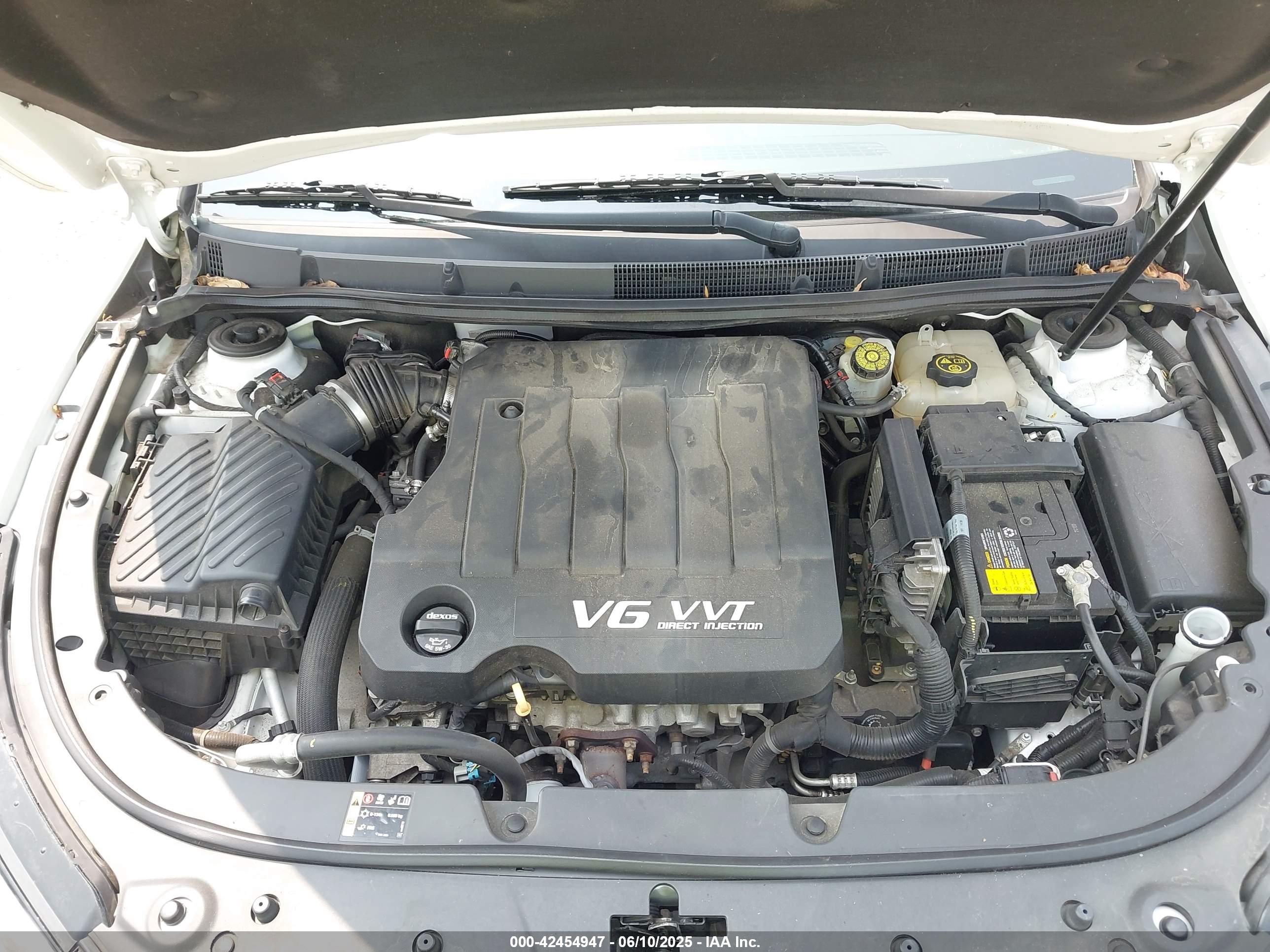 BUICK LACROSSE image 10