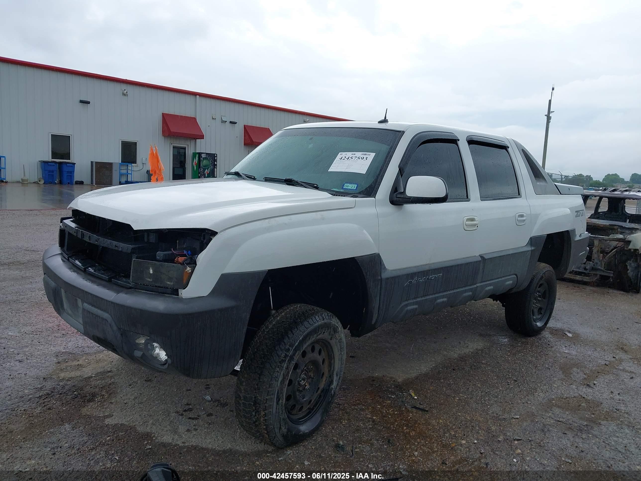 CHEVROLET AVALANCHE image 2