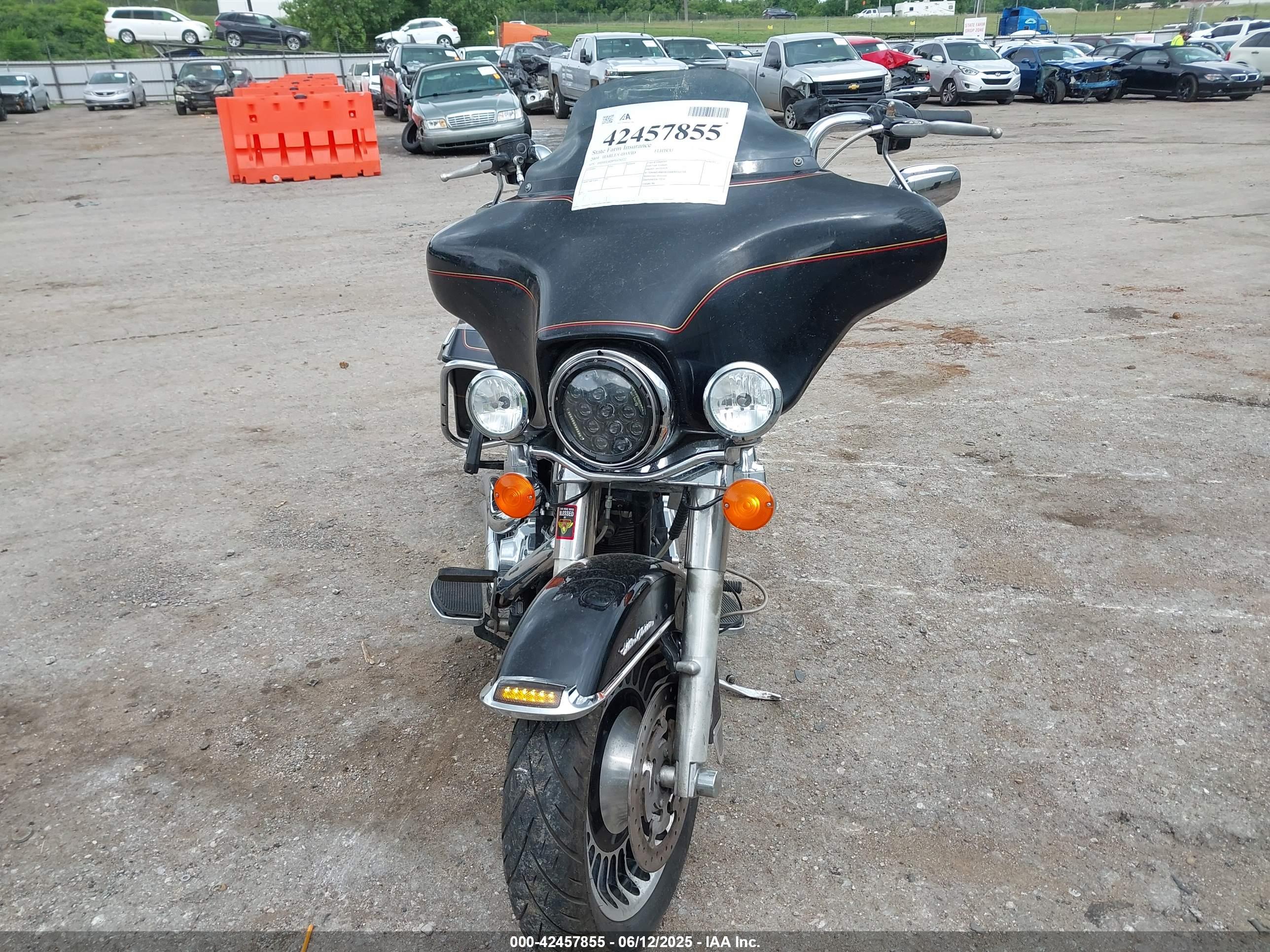 HARLEY-DAVIDSON FLHTCU image 5