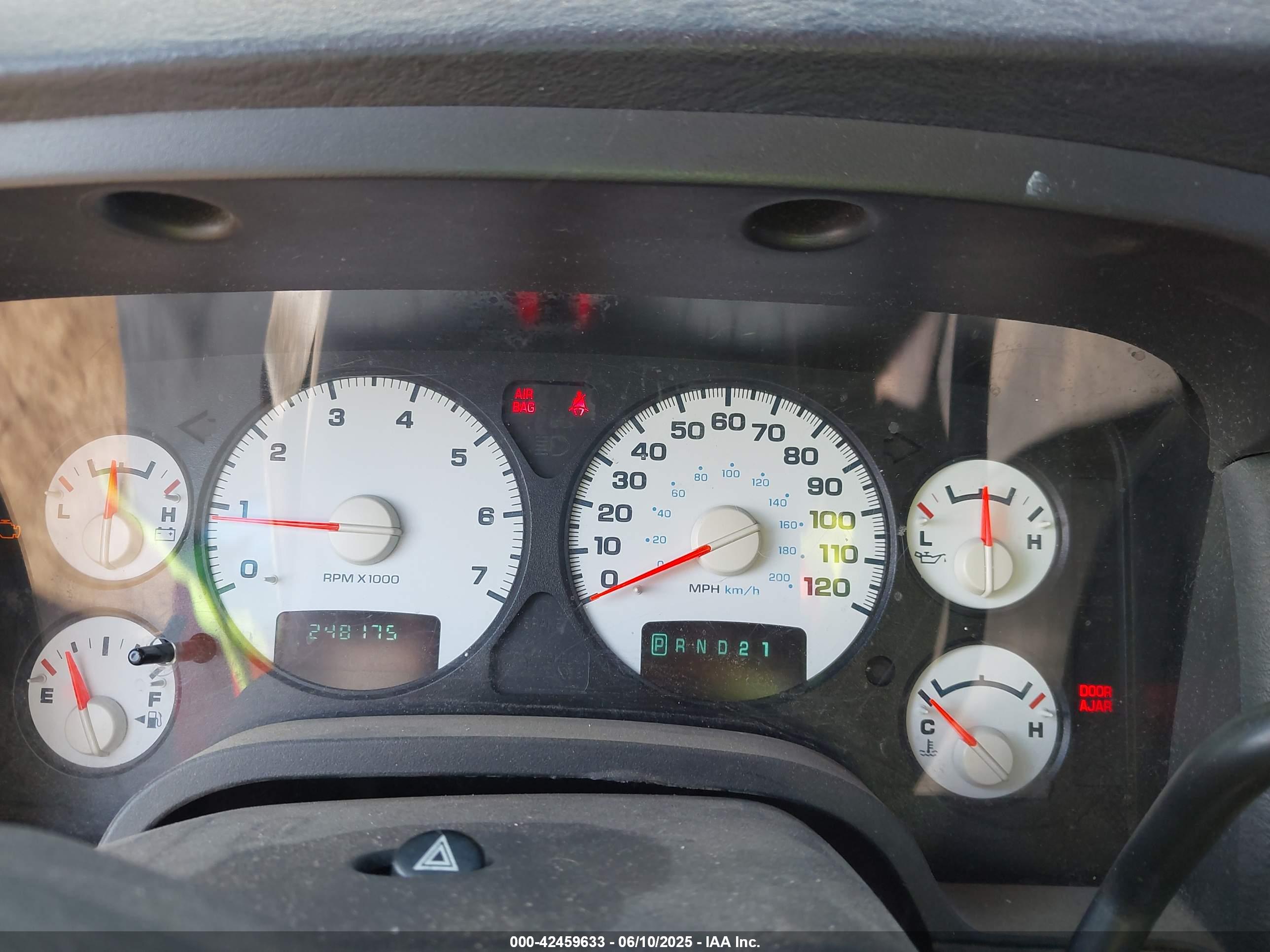 DODGE RAM image 7