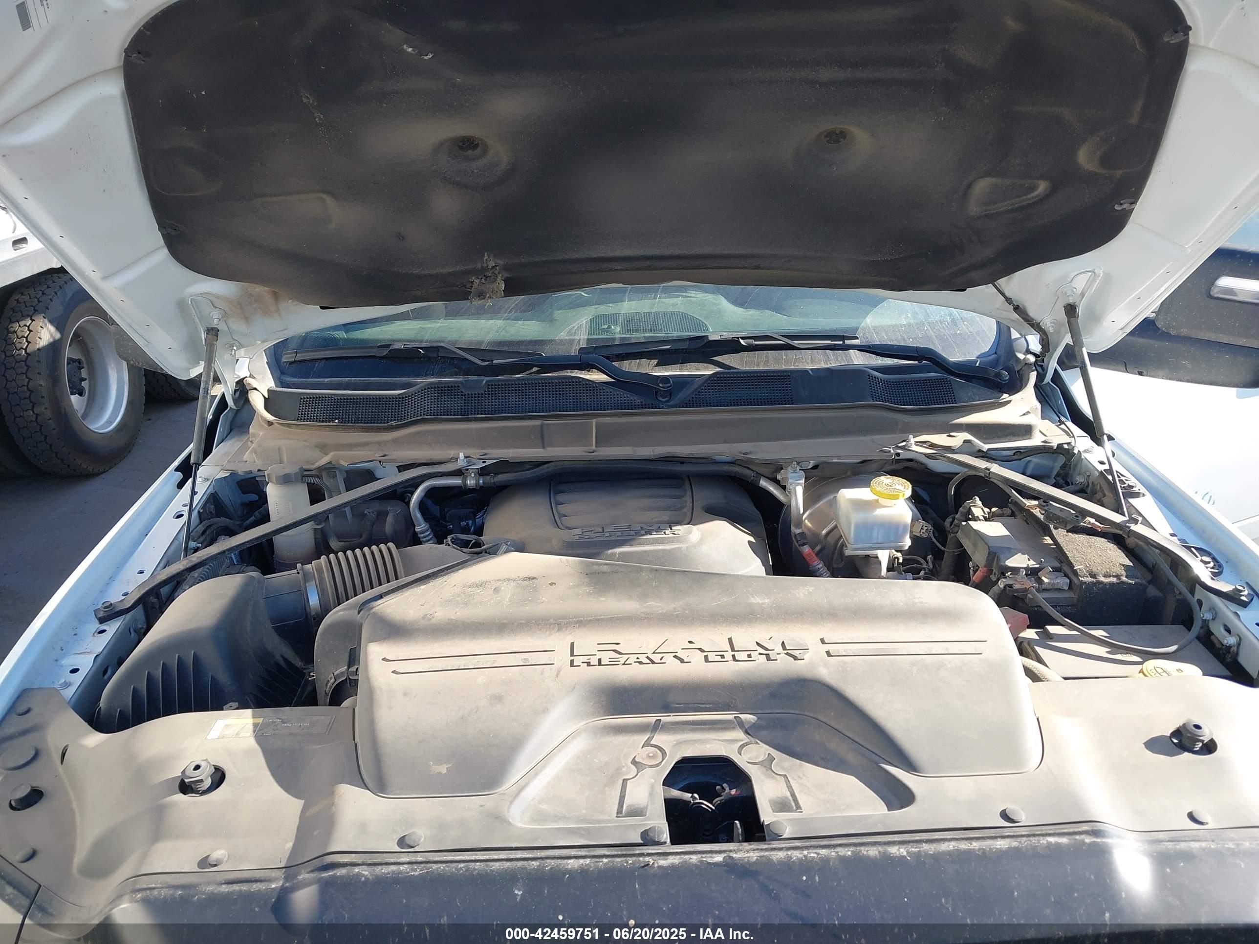 RAM 3500 image 10