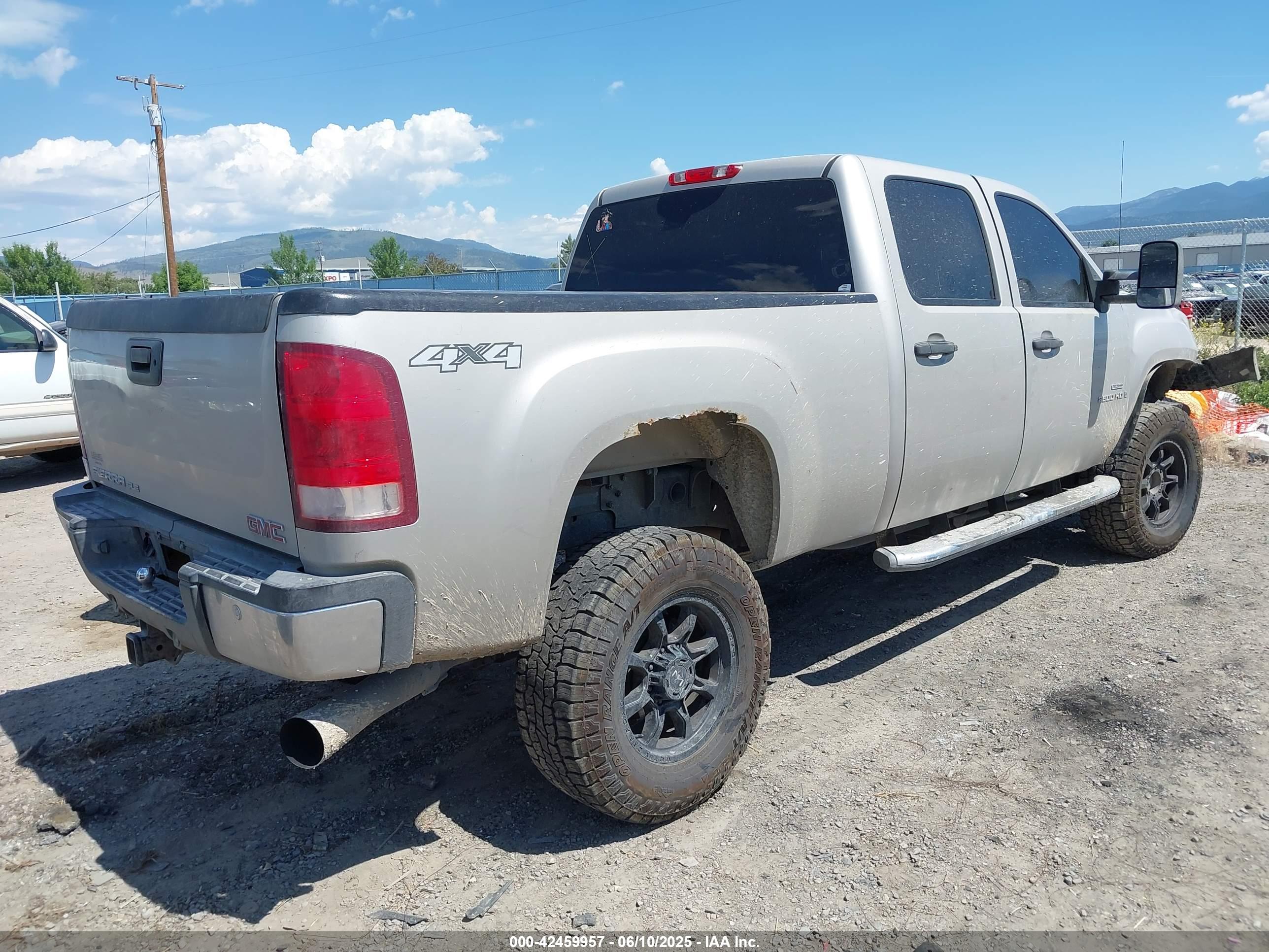 GMC SIERRA image 4