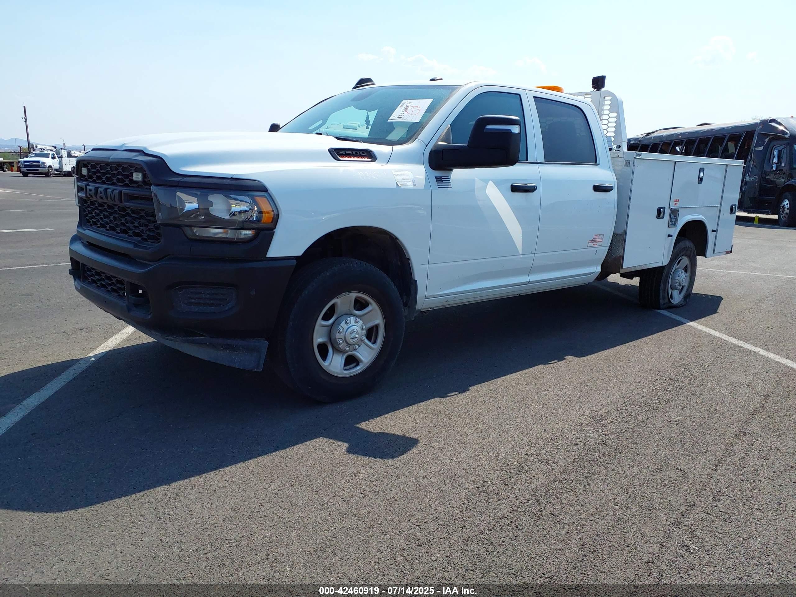 RAM 3500 image 2