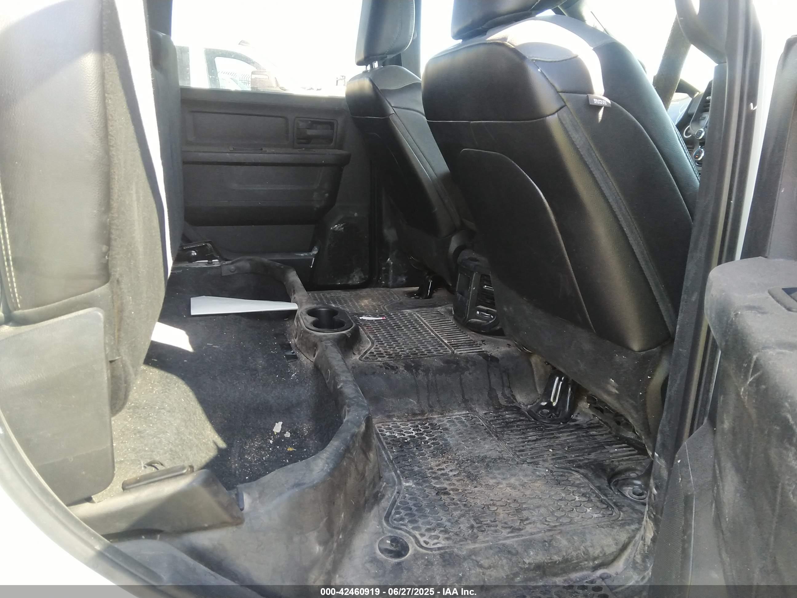 RAM 3500 image 8