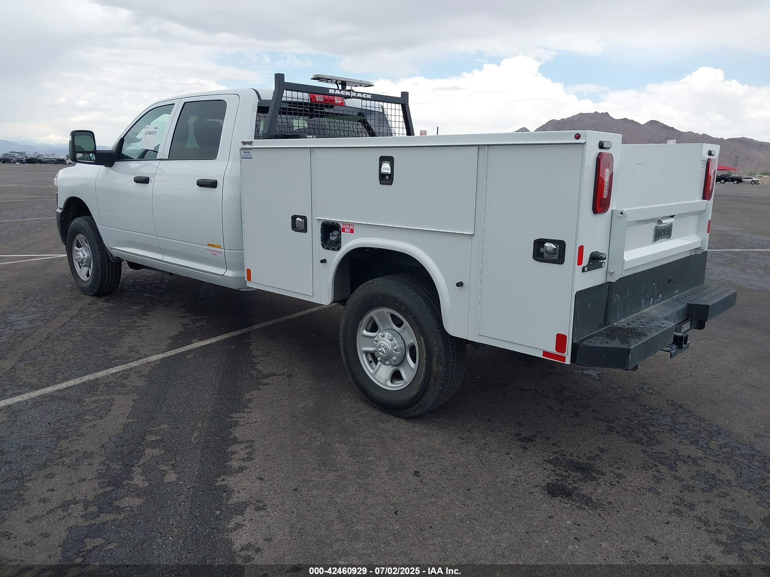 RAM 3500 image 3
