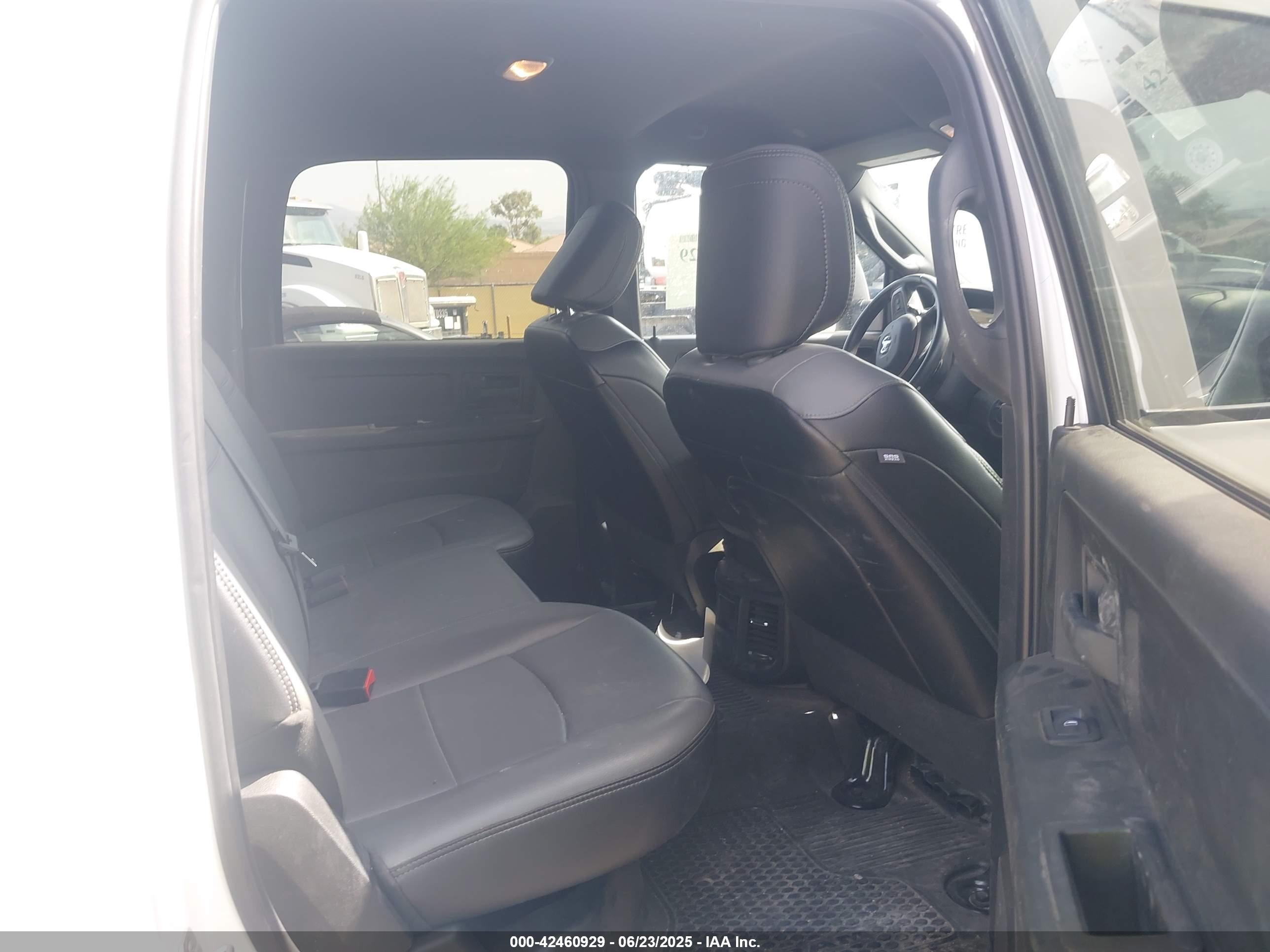 RAM 3500 image 7