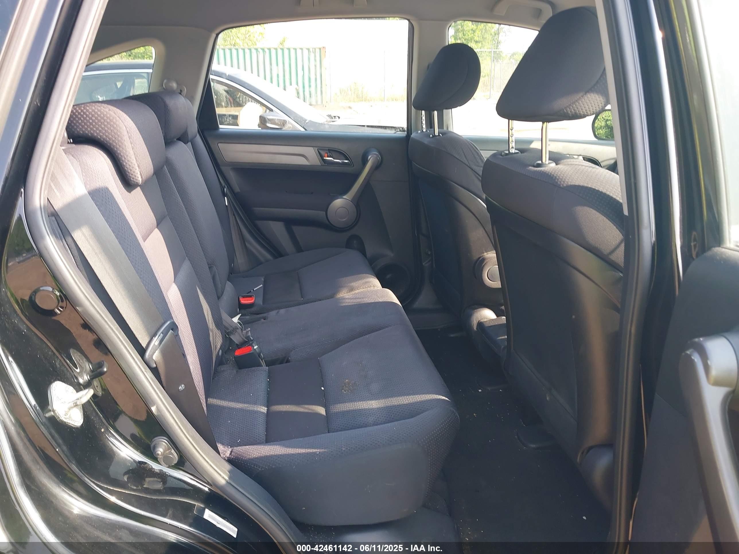 HONDA CR-V image 8