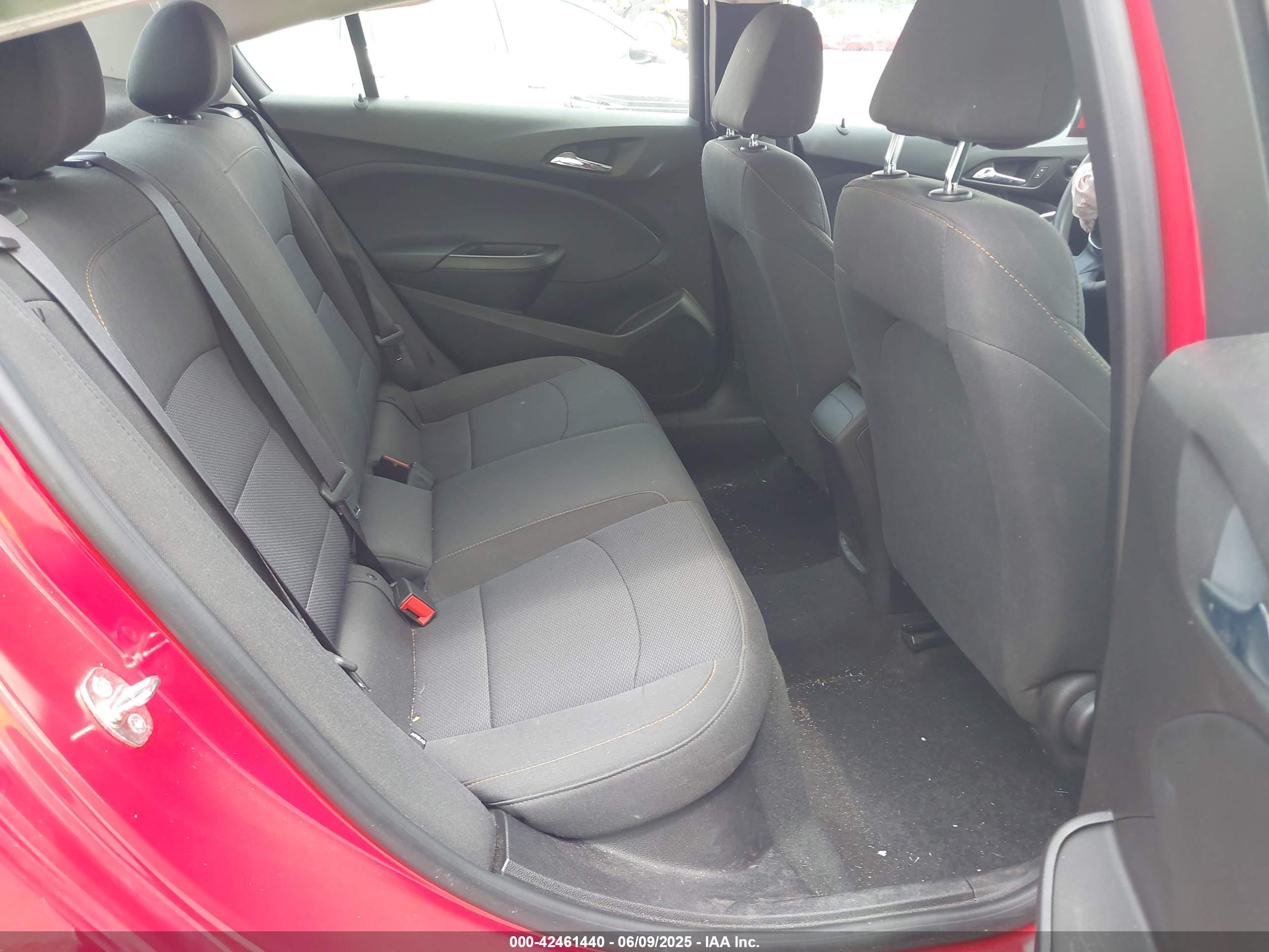 CHEVROLET CRUZE image 8
