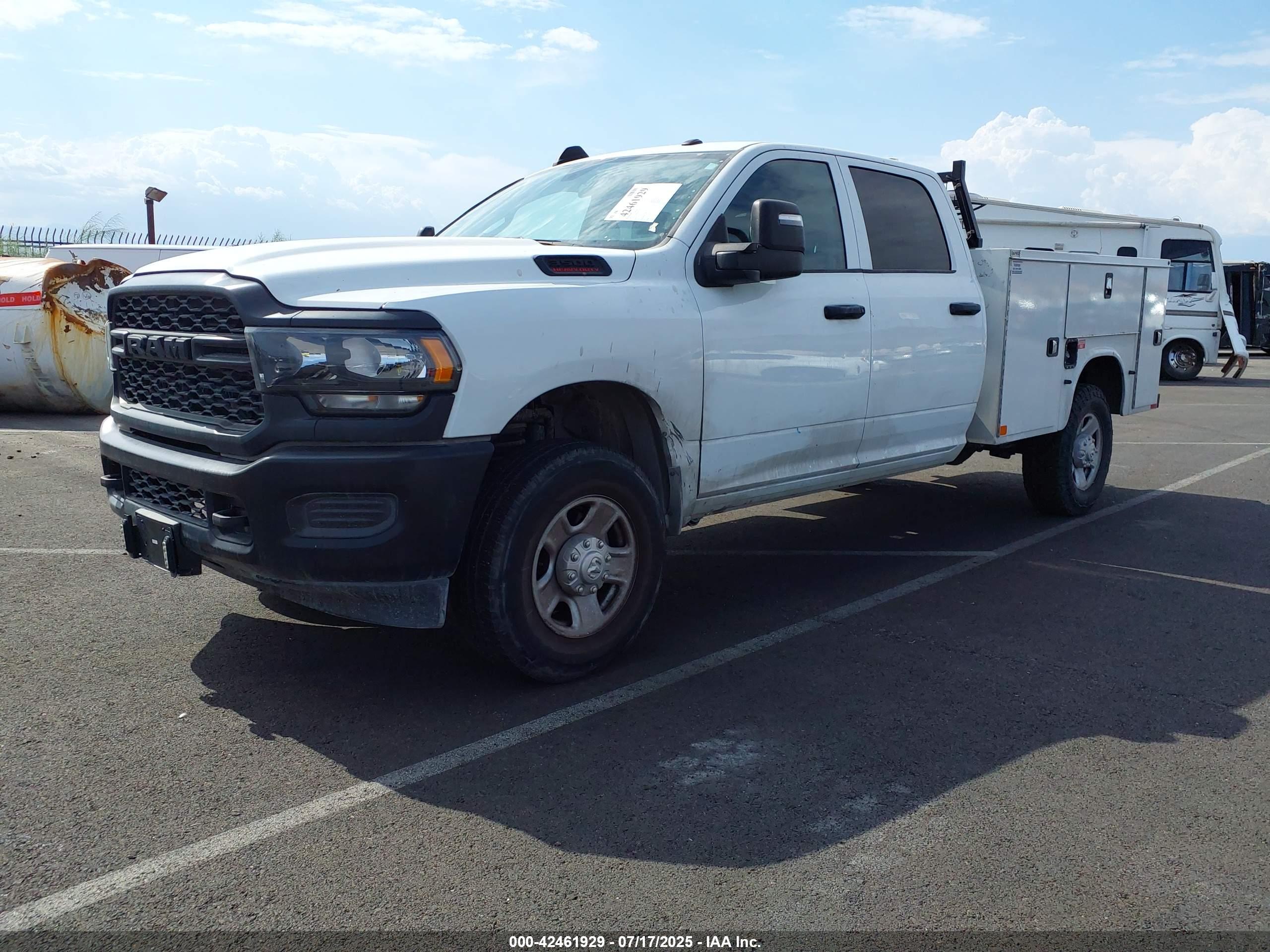 RAM 3500 image 2
