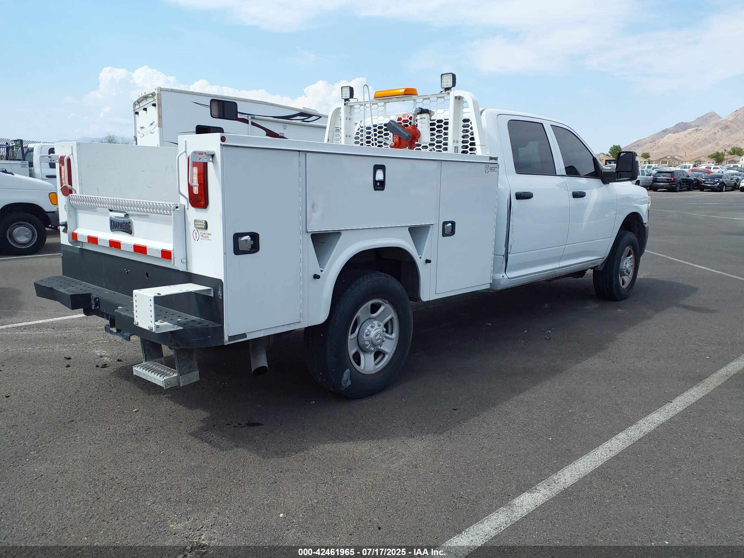 RAM 3500 image 4