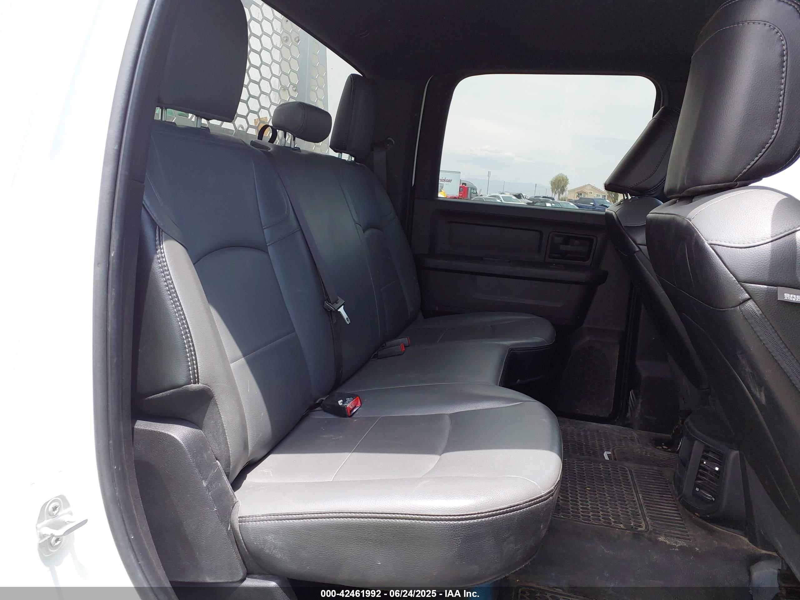 RAM 3500 image 7