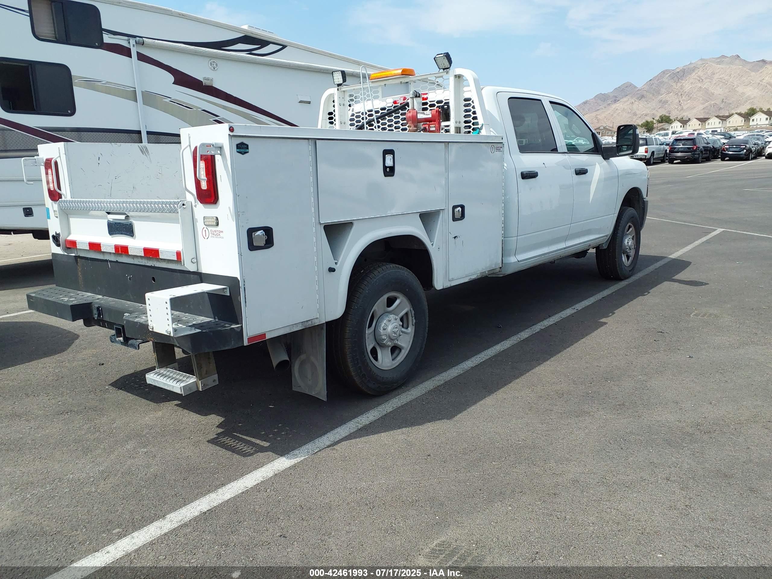 RAM 3500 image 4