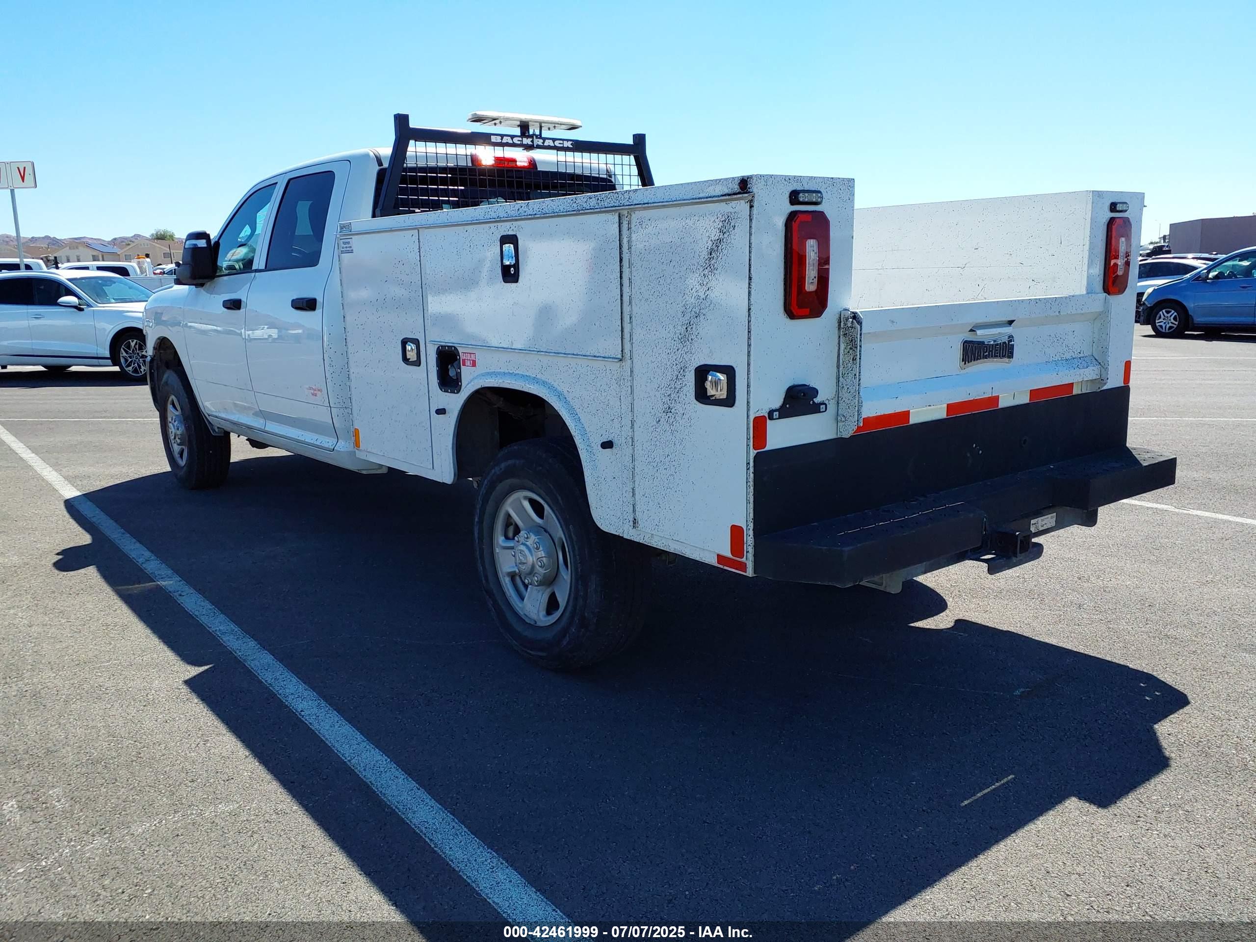 RAM 3500 image 3