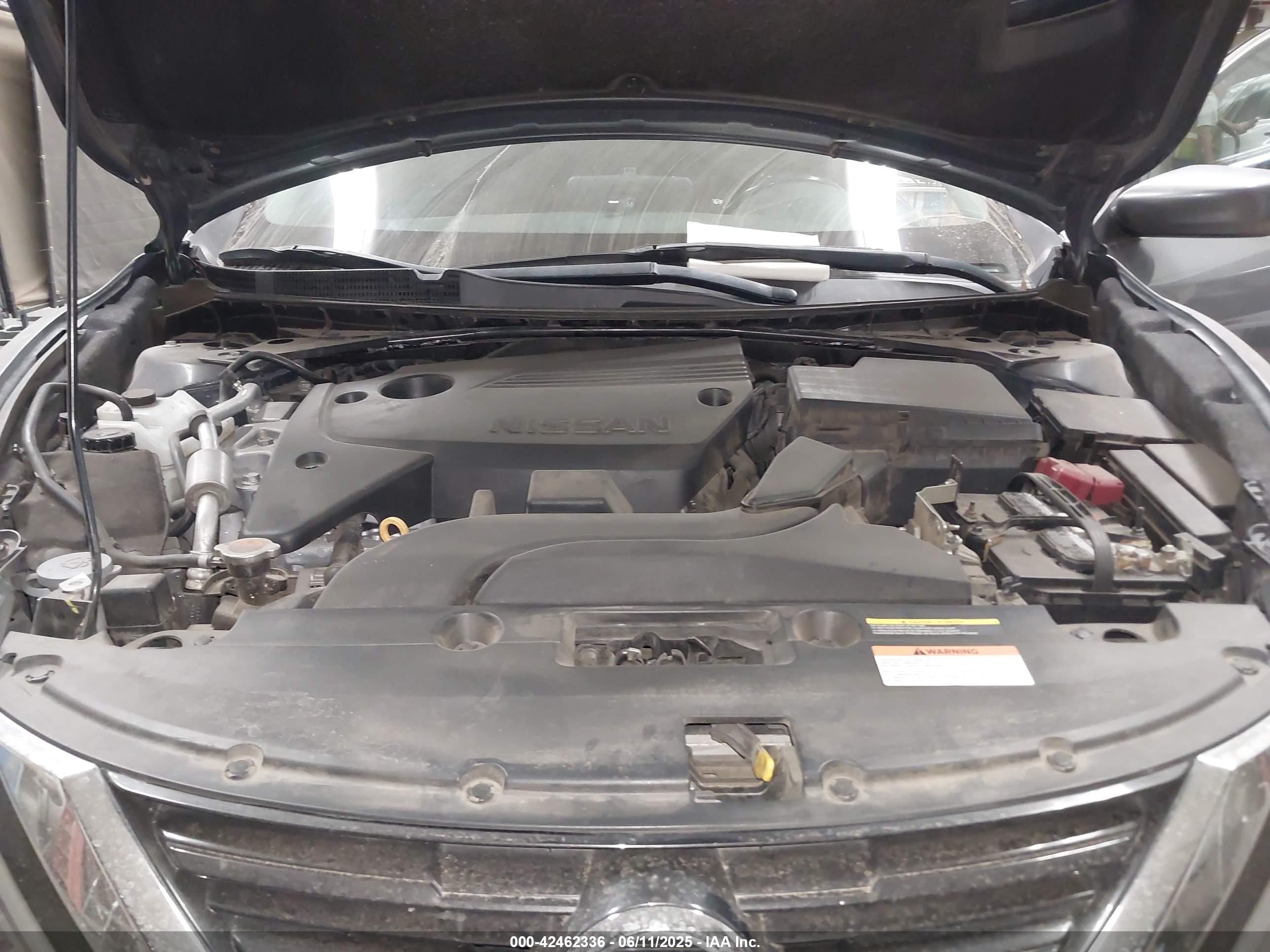 NISSAN ALTIMA image 10