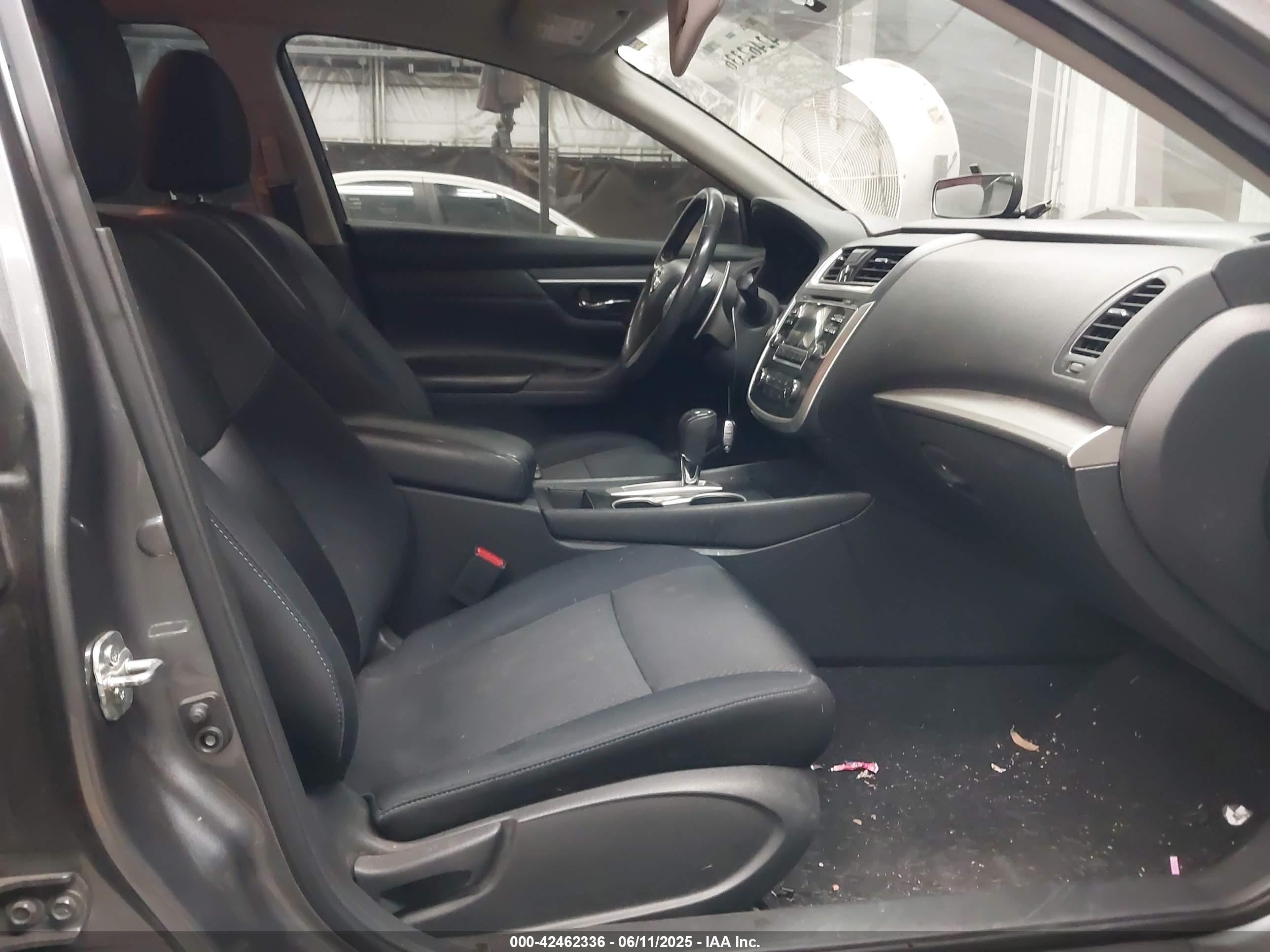 NISSAN ALTIMA image 5