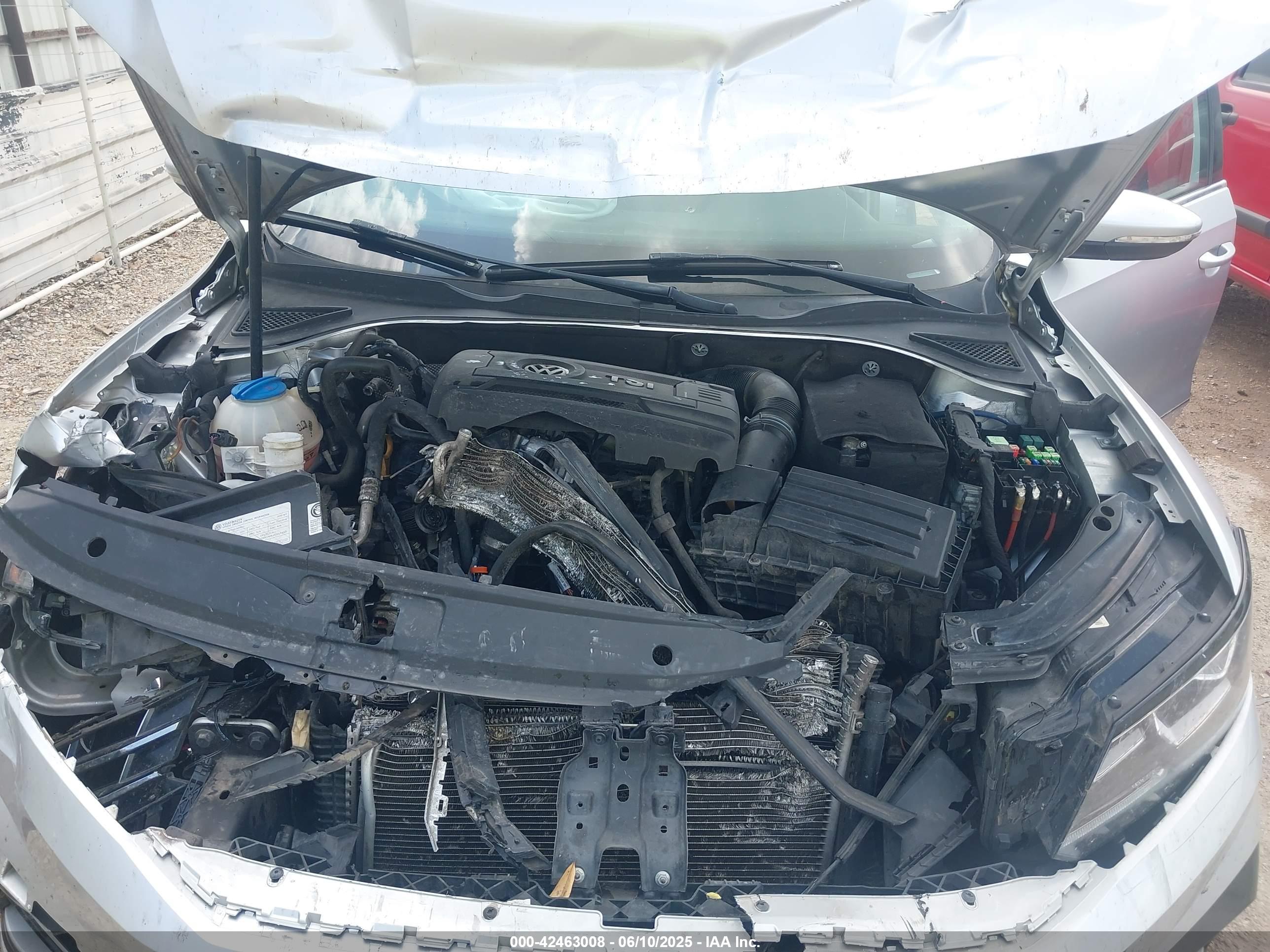 VOLKSWAGEN PASSAT image 10
