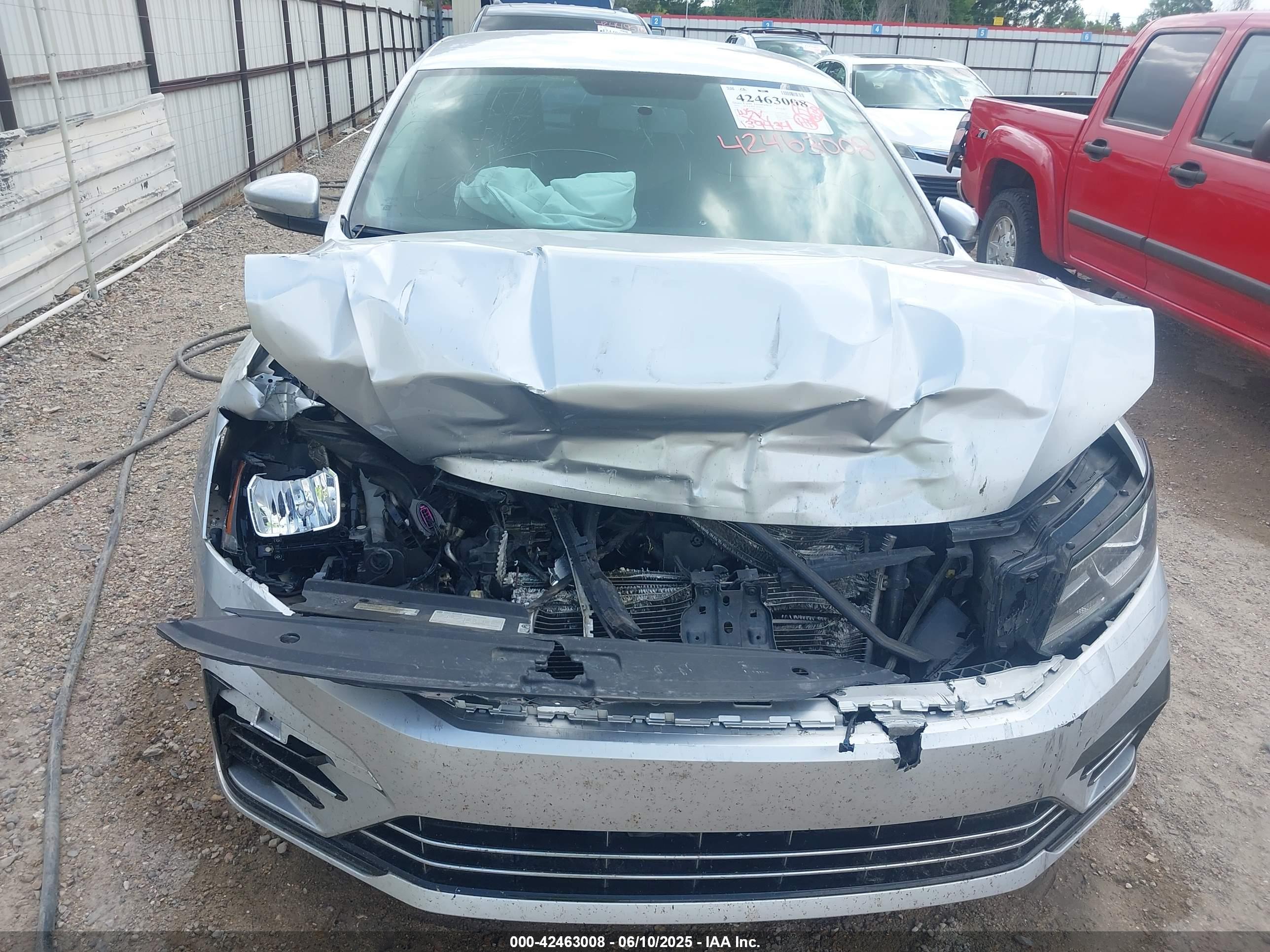 VOLKSWAGEN PASSAT image 6
