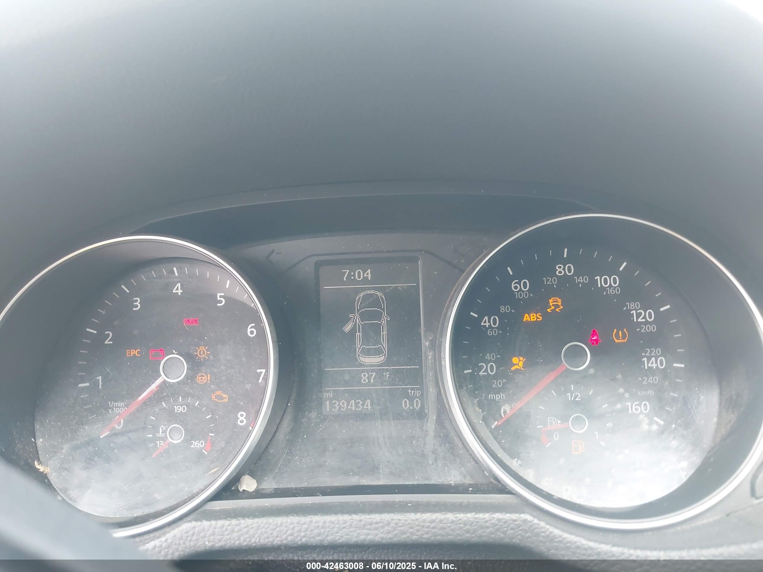 VOLKSWAGEN PASSAT image 7