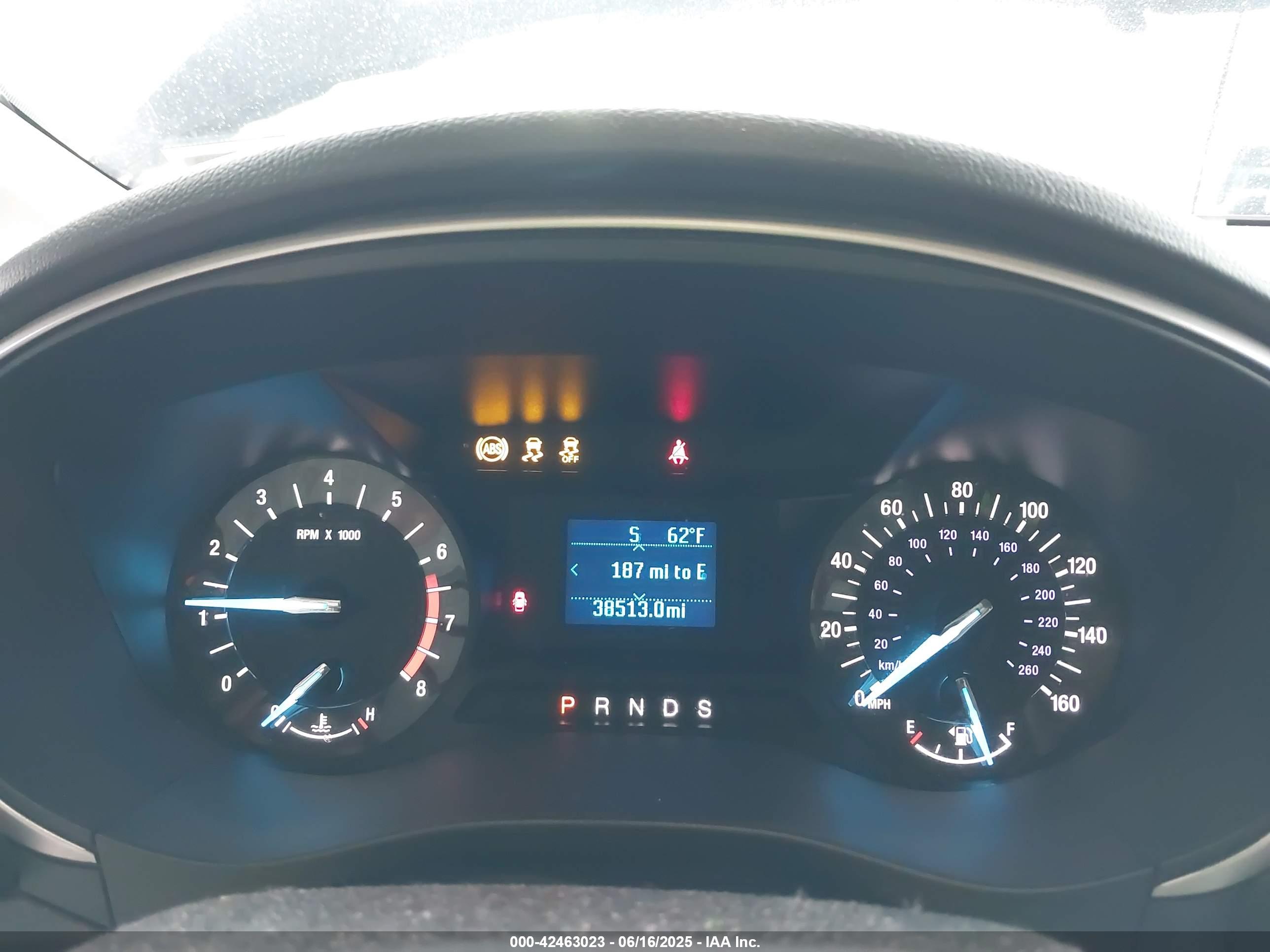 FORD FUSION image 7