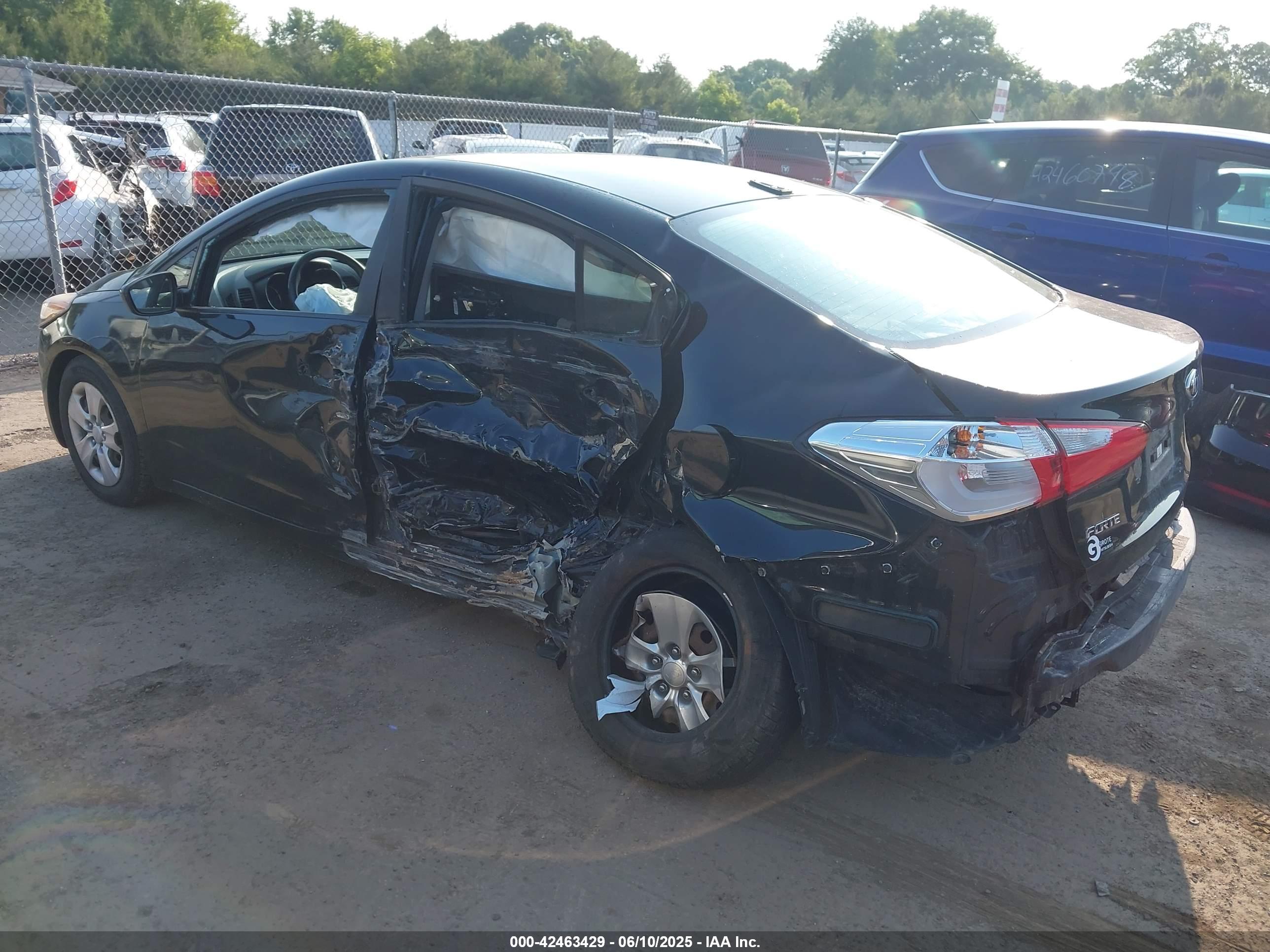 KIA FORTE image 6