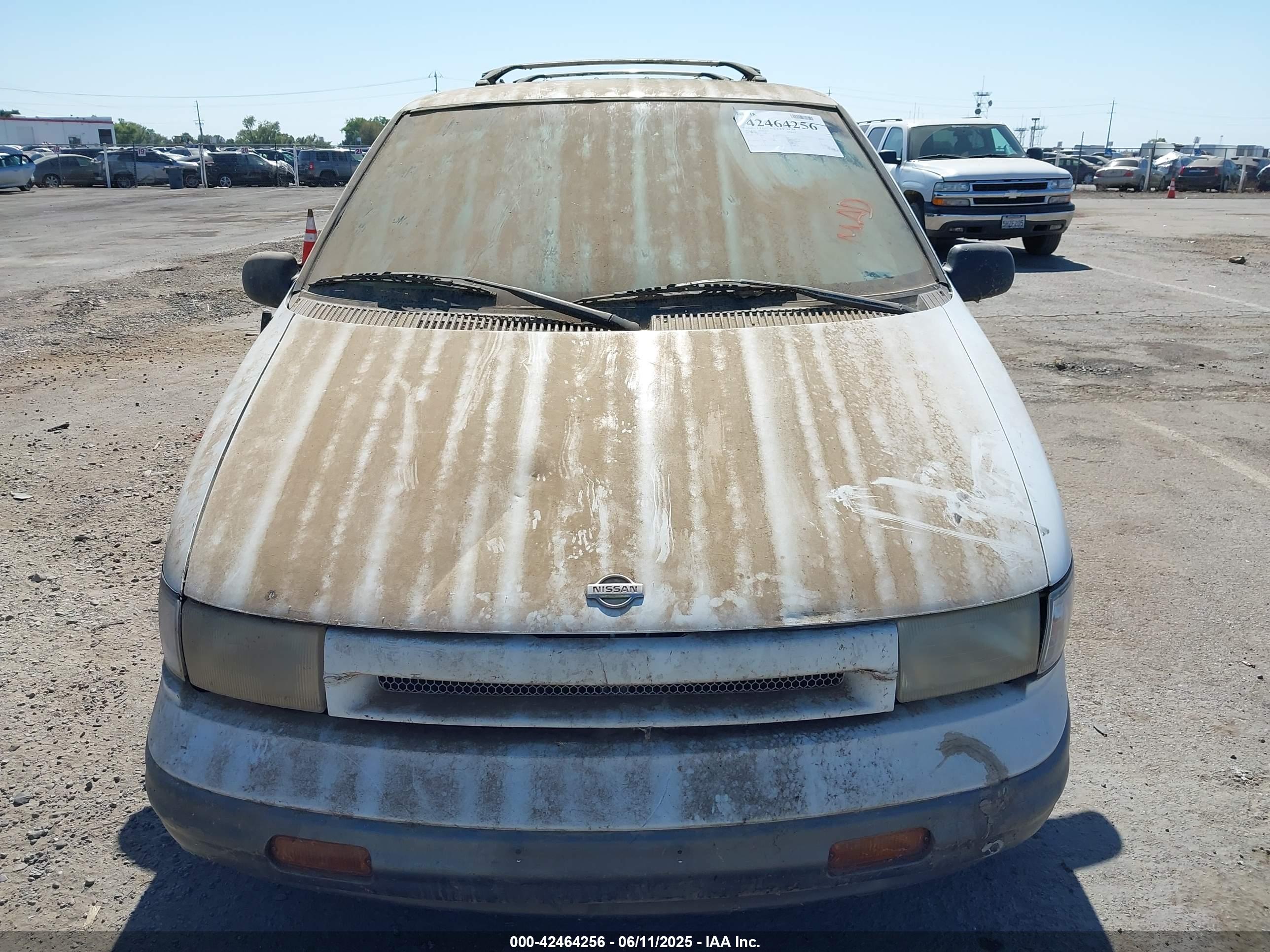 NISSAN QUEST image 6