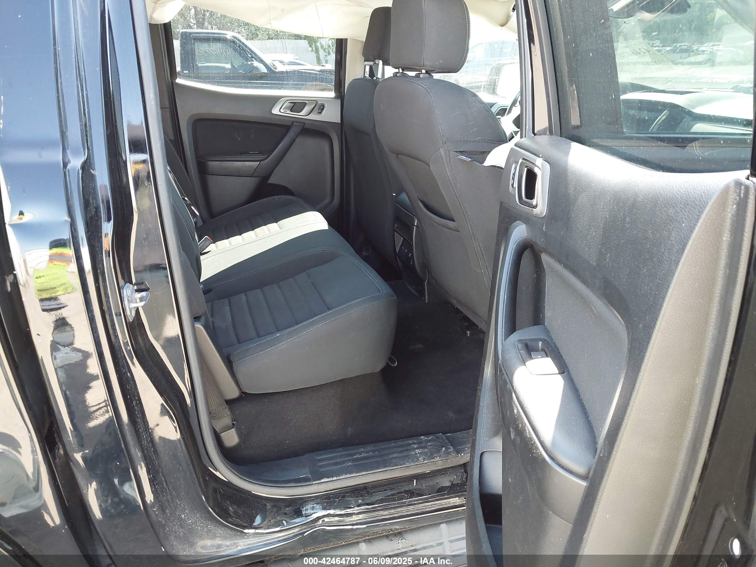 FORD RANGER image 8