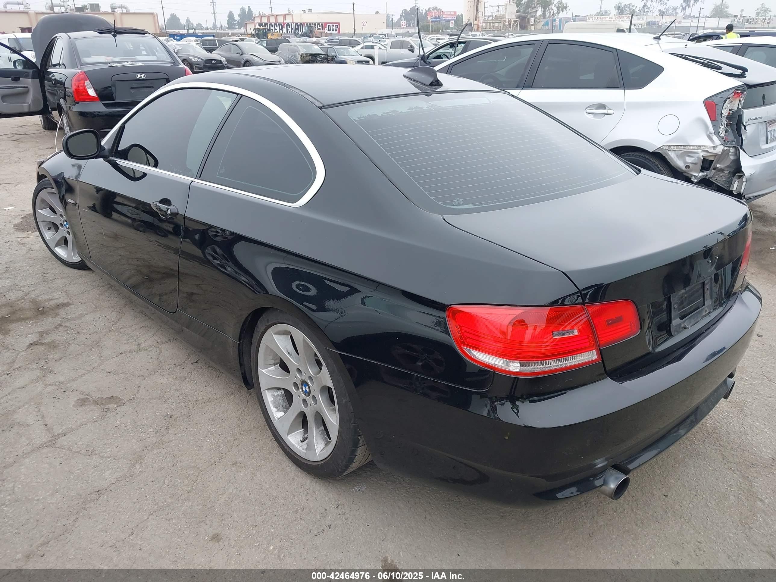 BMW 335I image 3